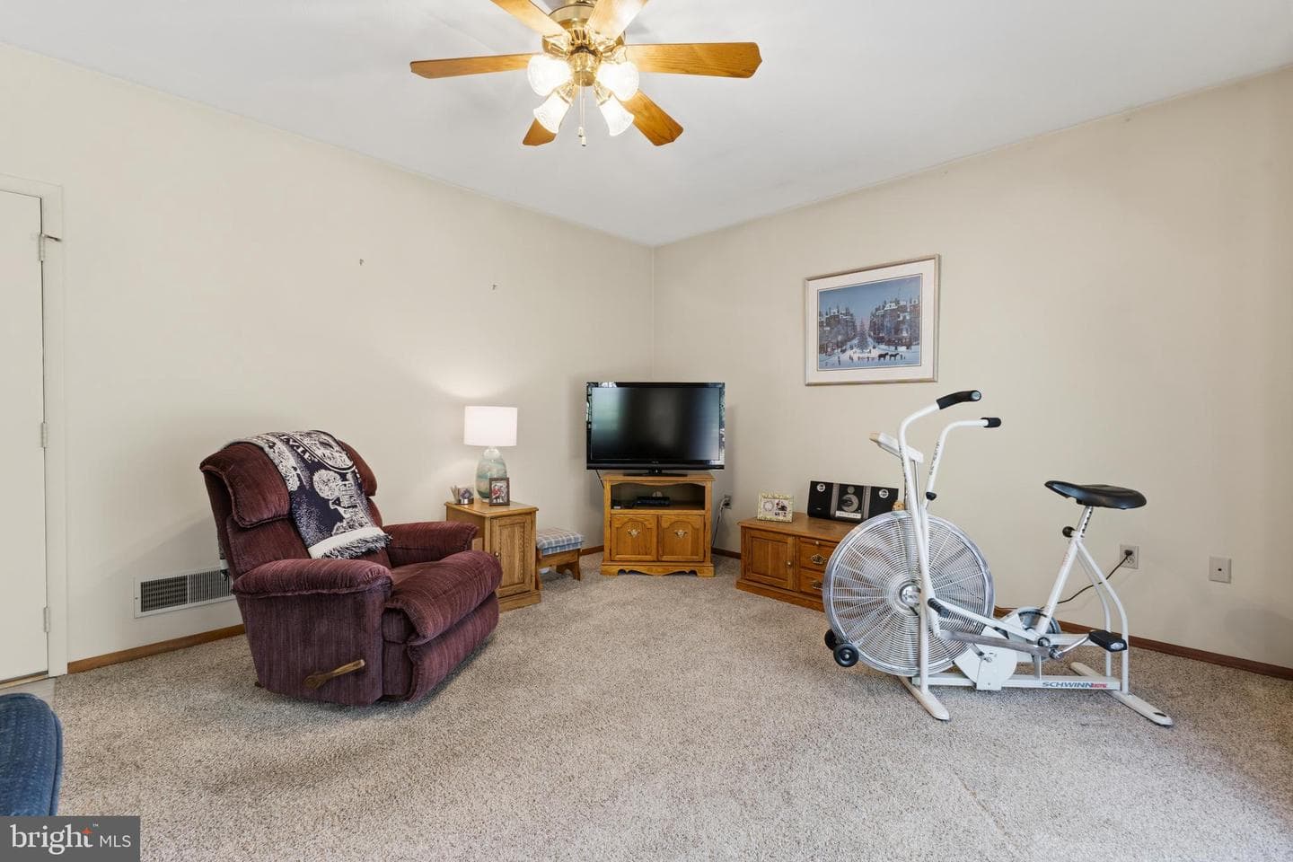 2287 Fairfield Circle photo 12