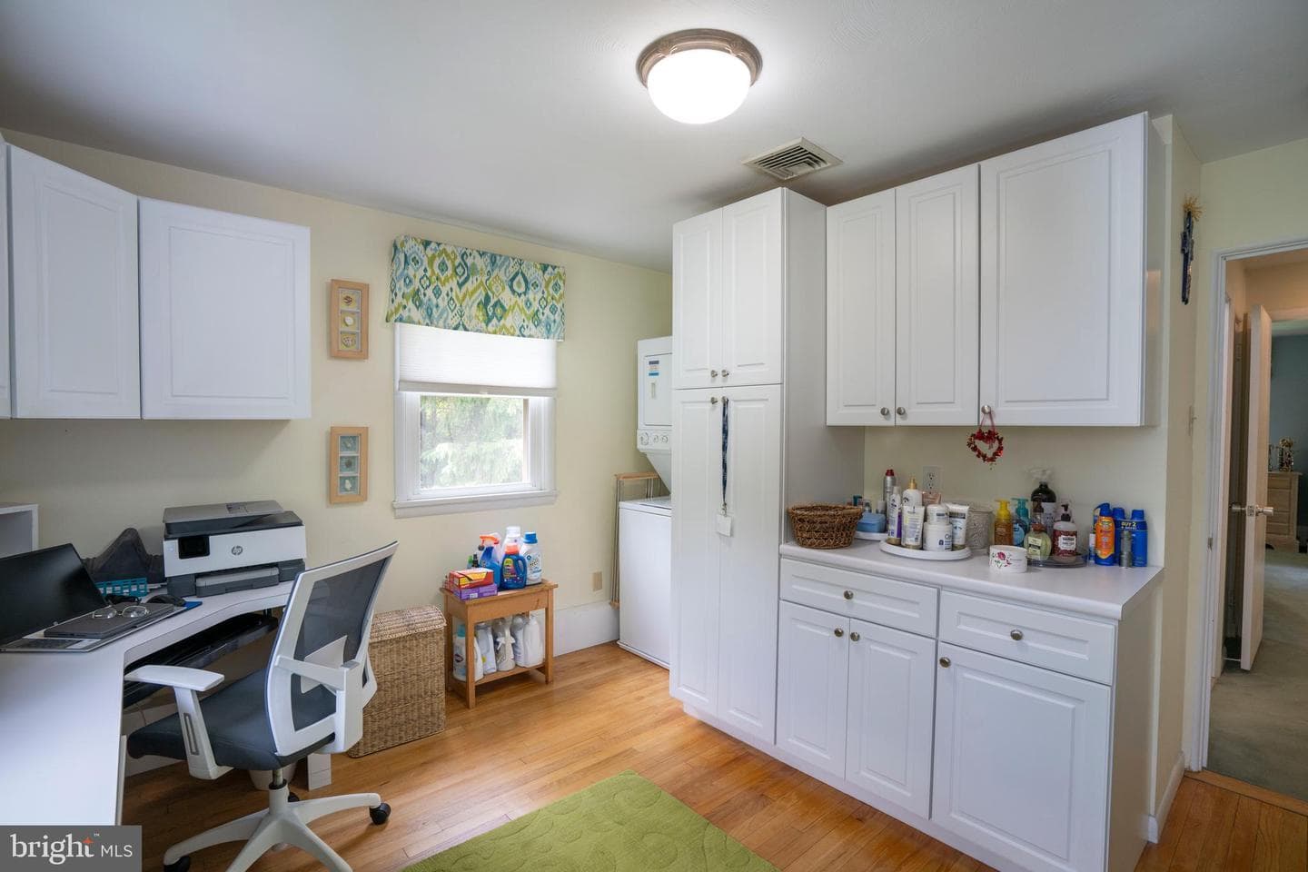 629 Beaumont Drive photo 32