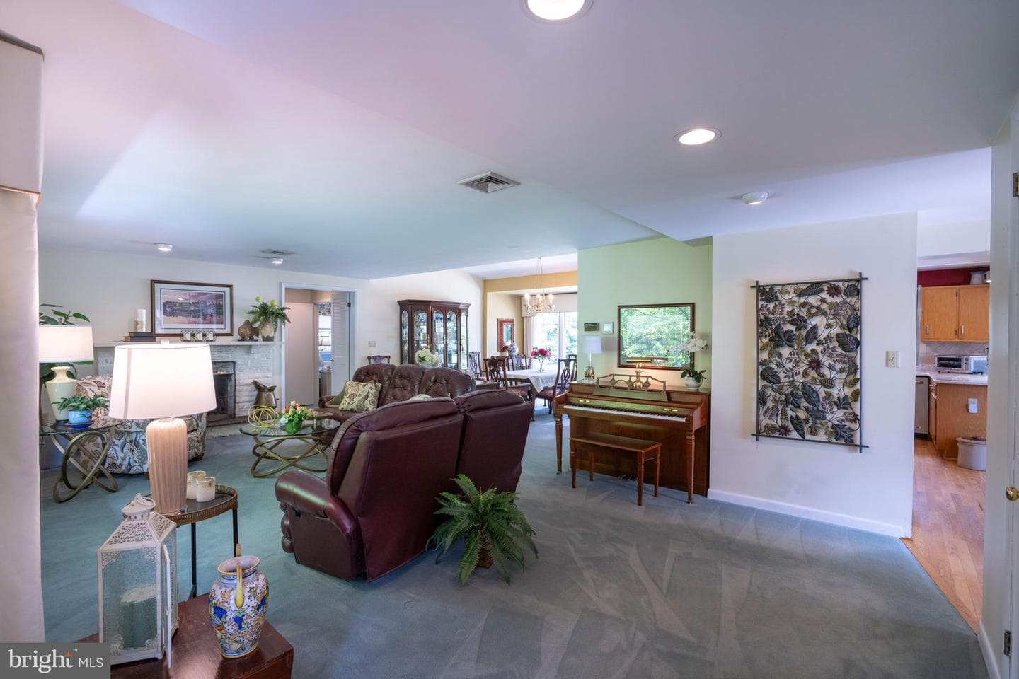 629 Beaumont Drive photo 8