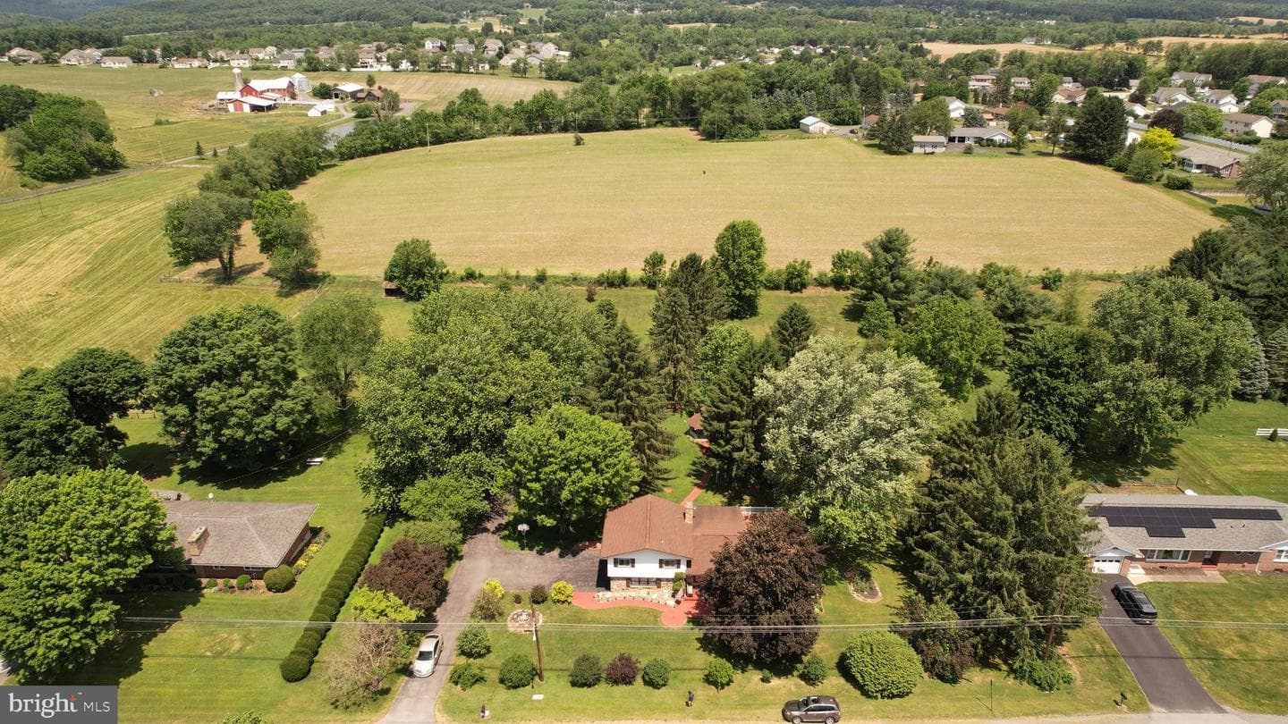 2767 Zion Road photo 3