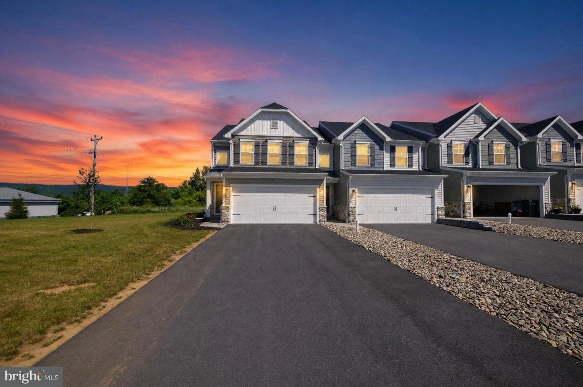 103 Lantern Lane #lot 181 Model, Bellefonte