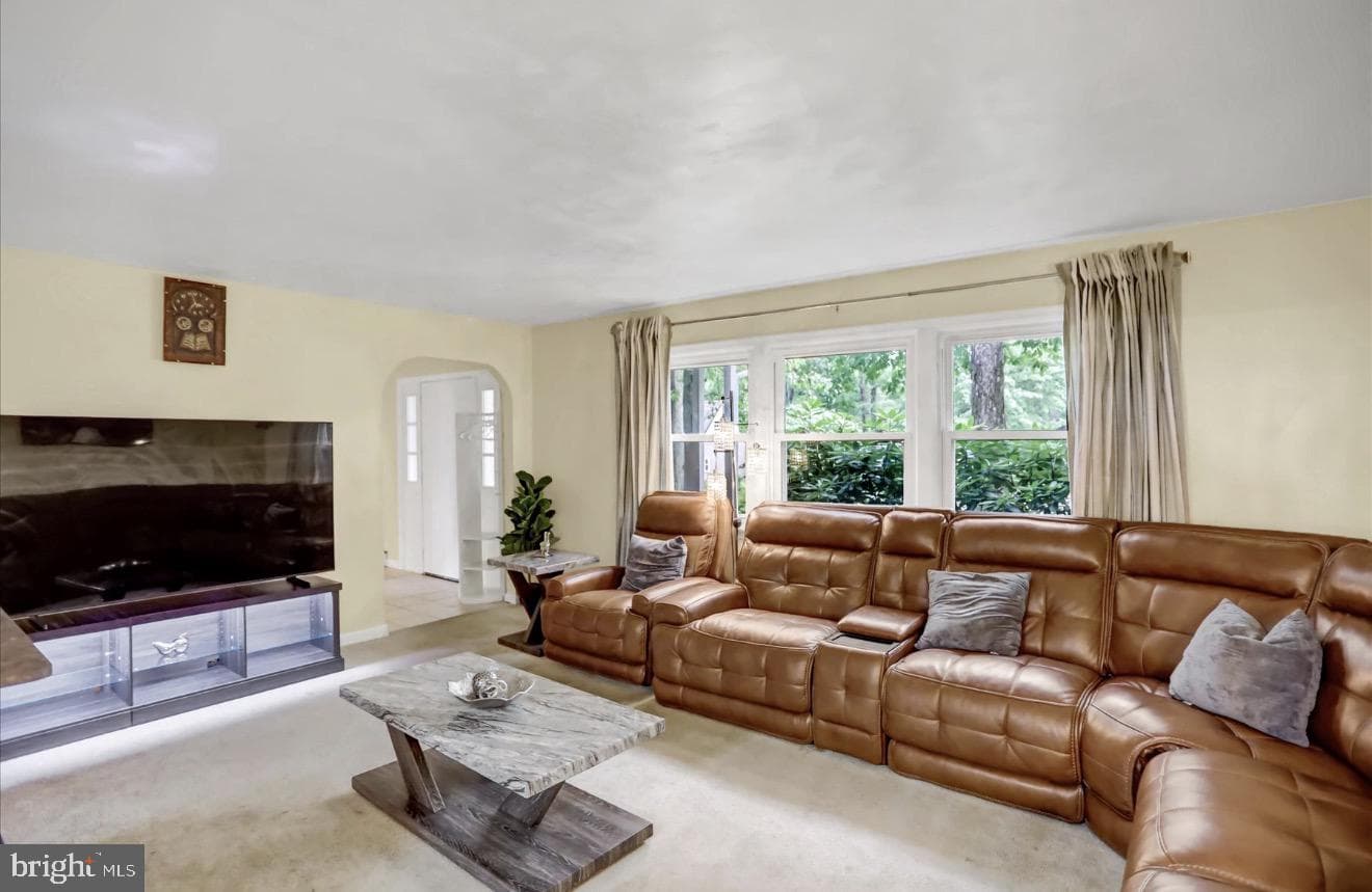 219 Morningside Circle photo 4