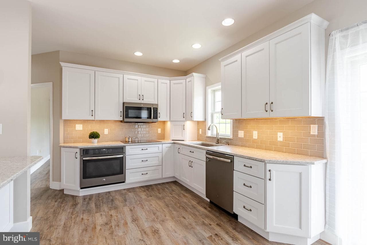 162 Independence Avenue, State College