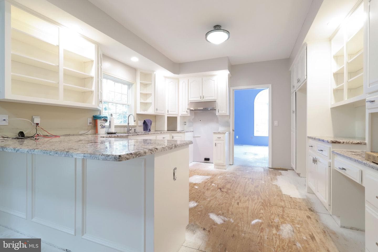 244 Leawood Lane photo 4