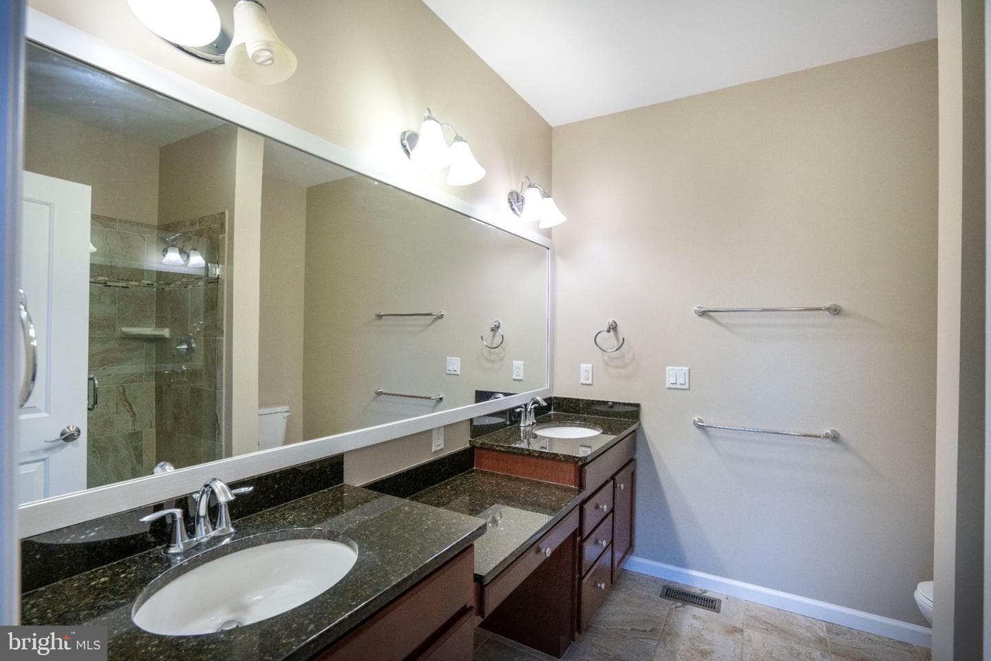 252 Wiltree Court photo 27