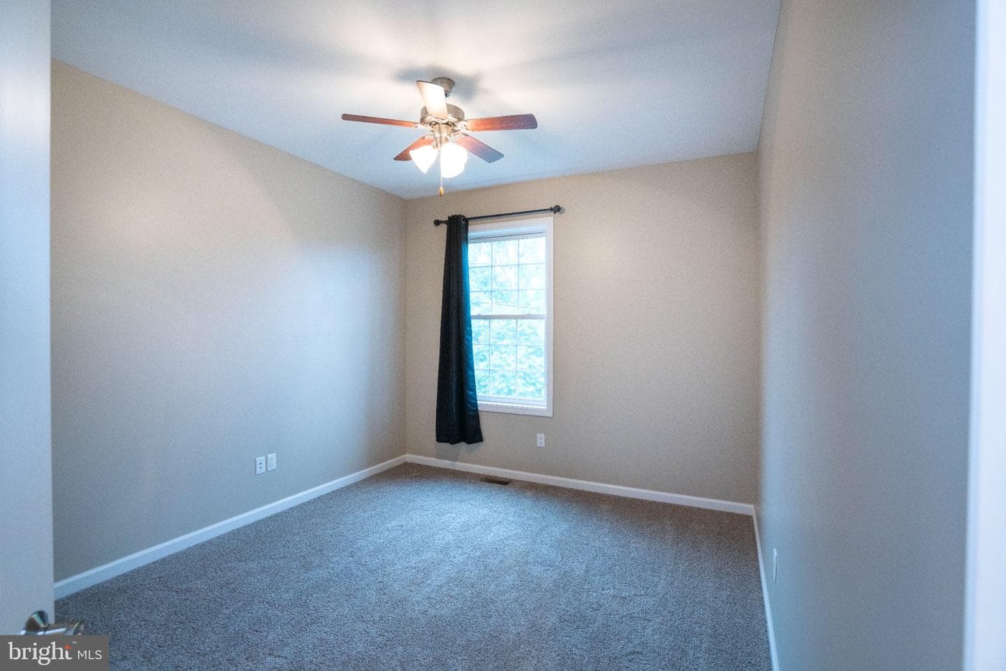 252 Wiltree Court photo 34