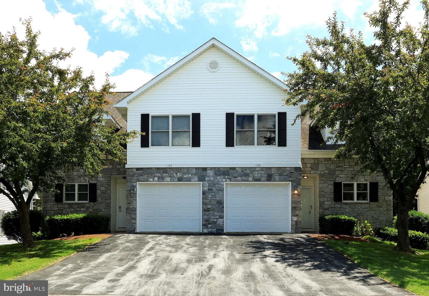 122 Washington Place