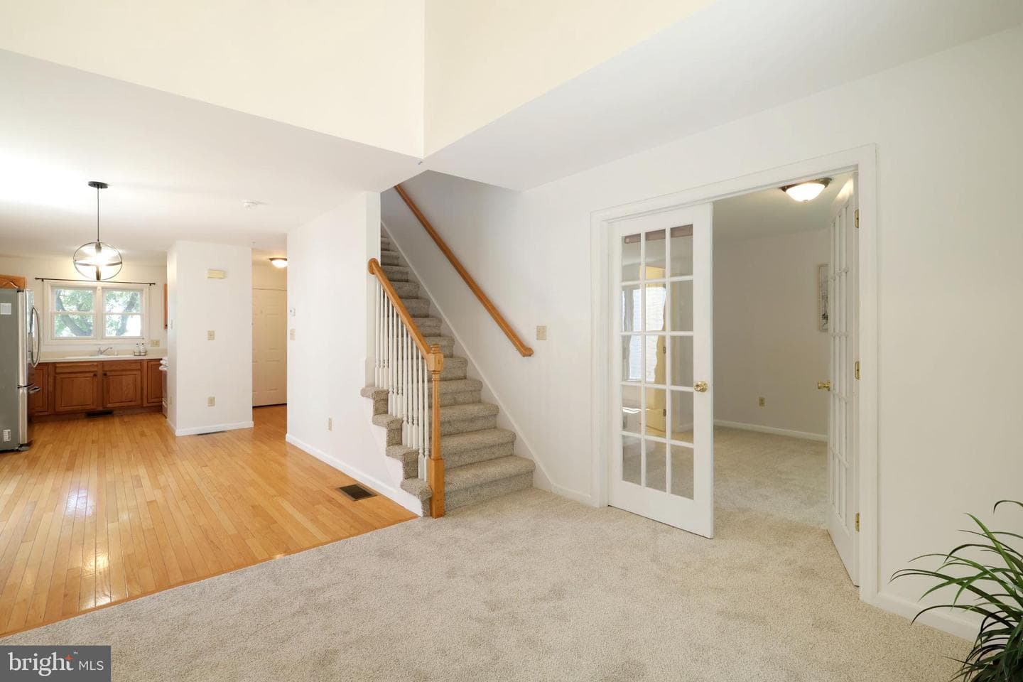 122 Washington Place photo 18