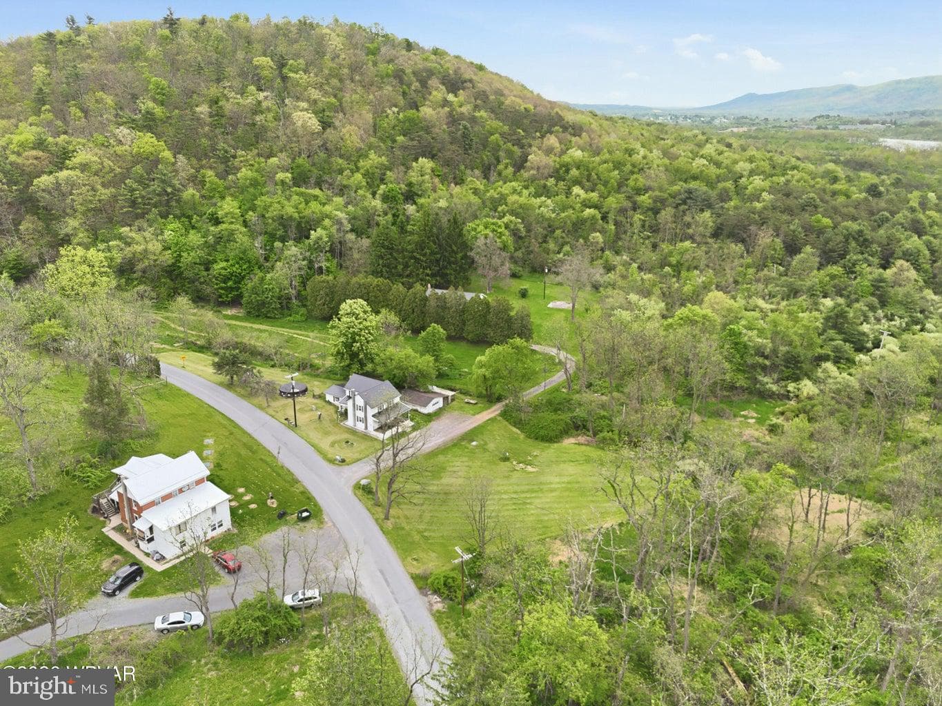 848 Hunter Run Road photo 12