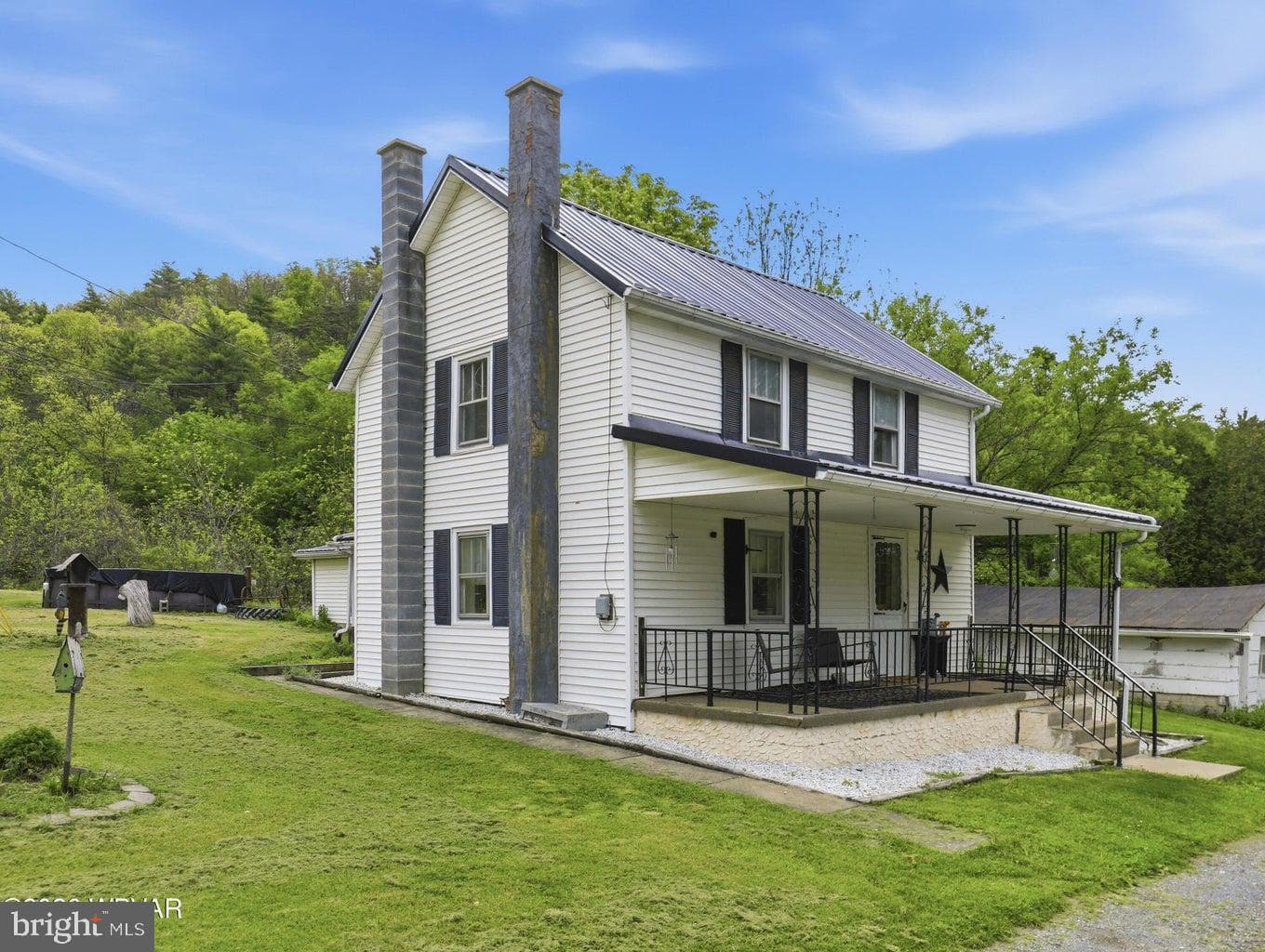 848 Hunter Run Road photo 3