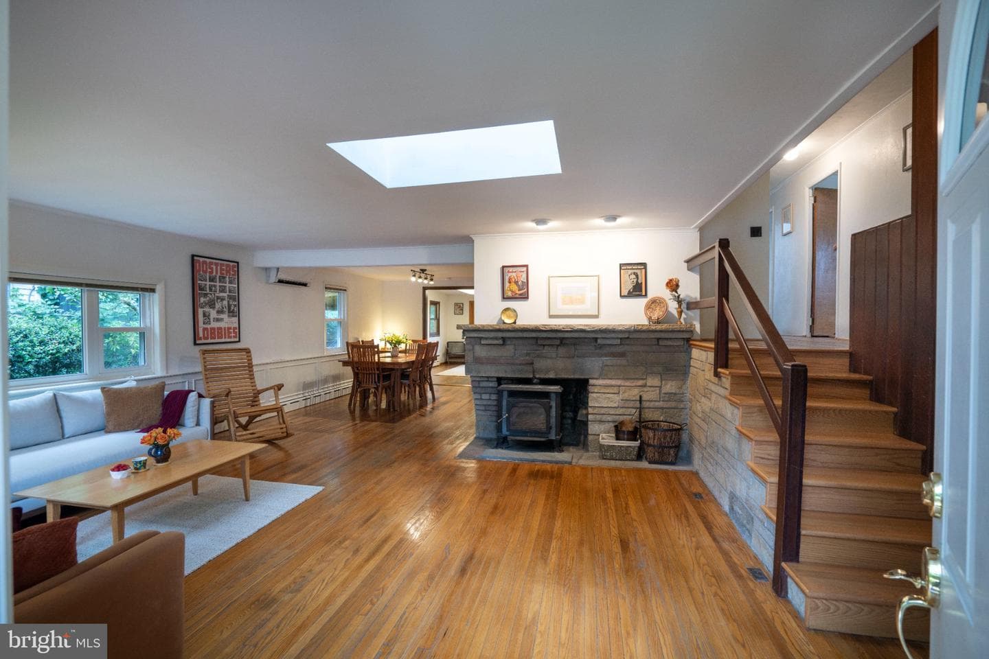 1132 S Garner Street photo 3
