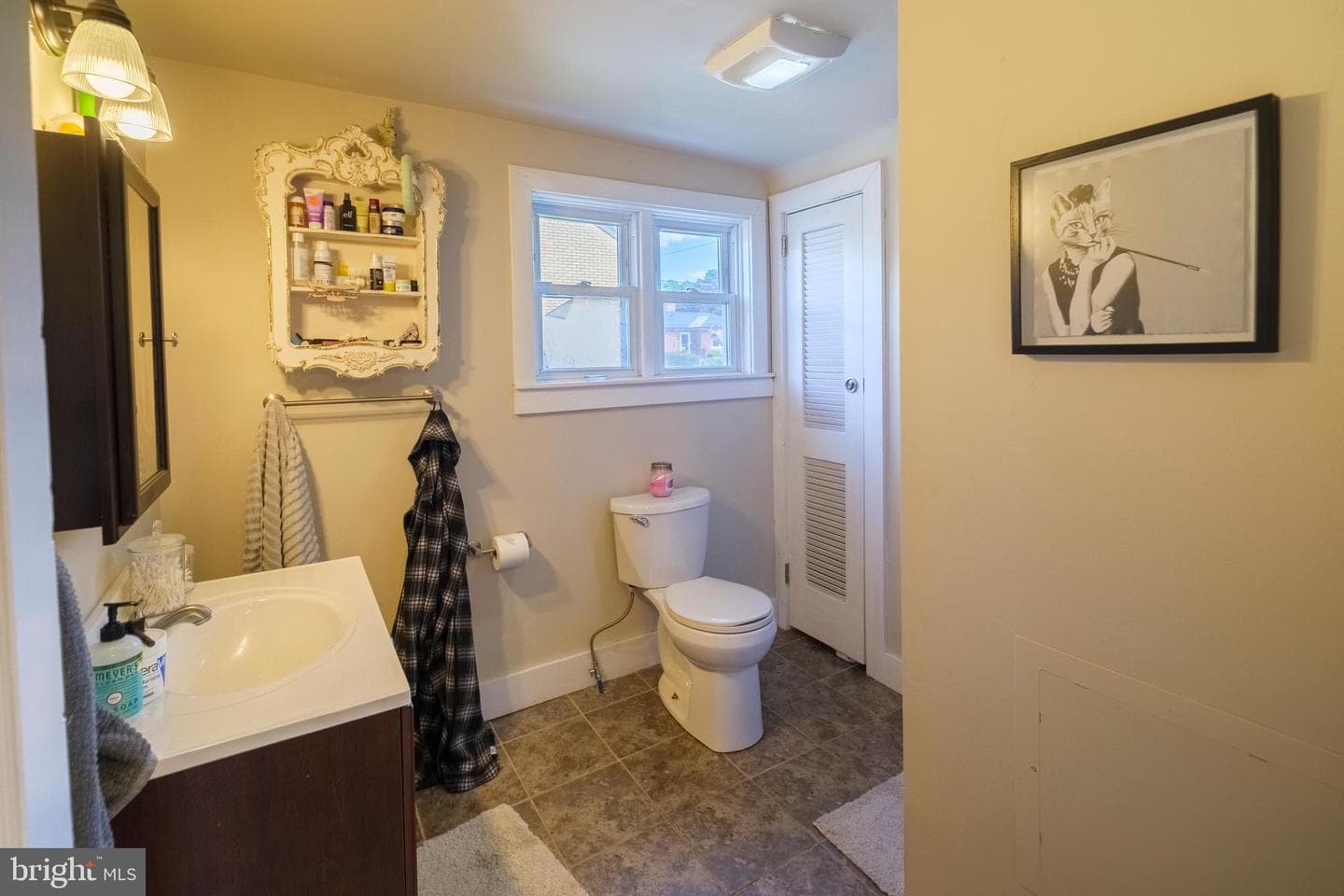 208 Sheffield Street photo 18