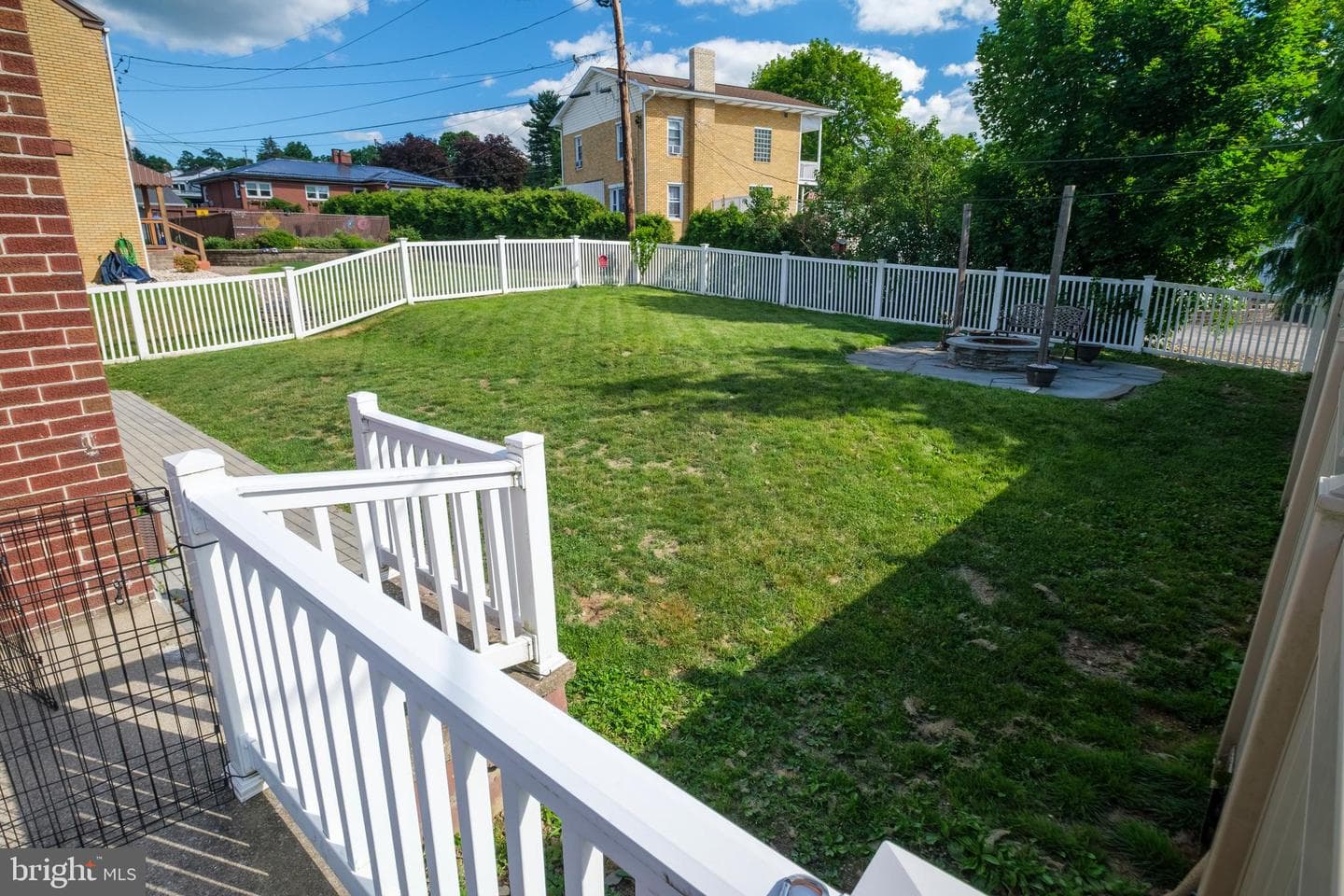 208 Sheffield Street photo 32