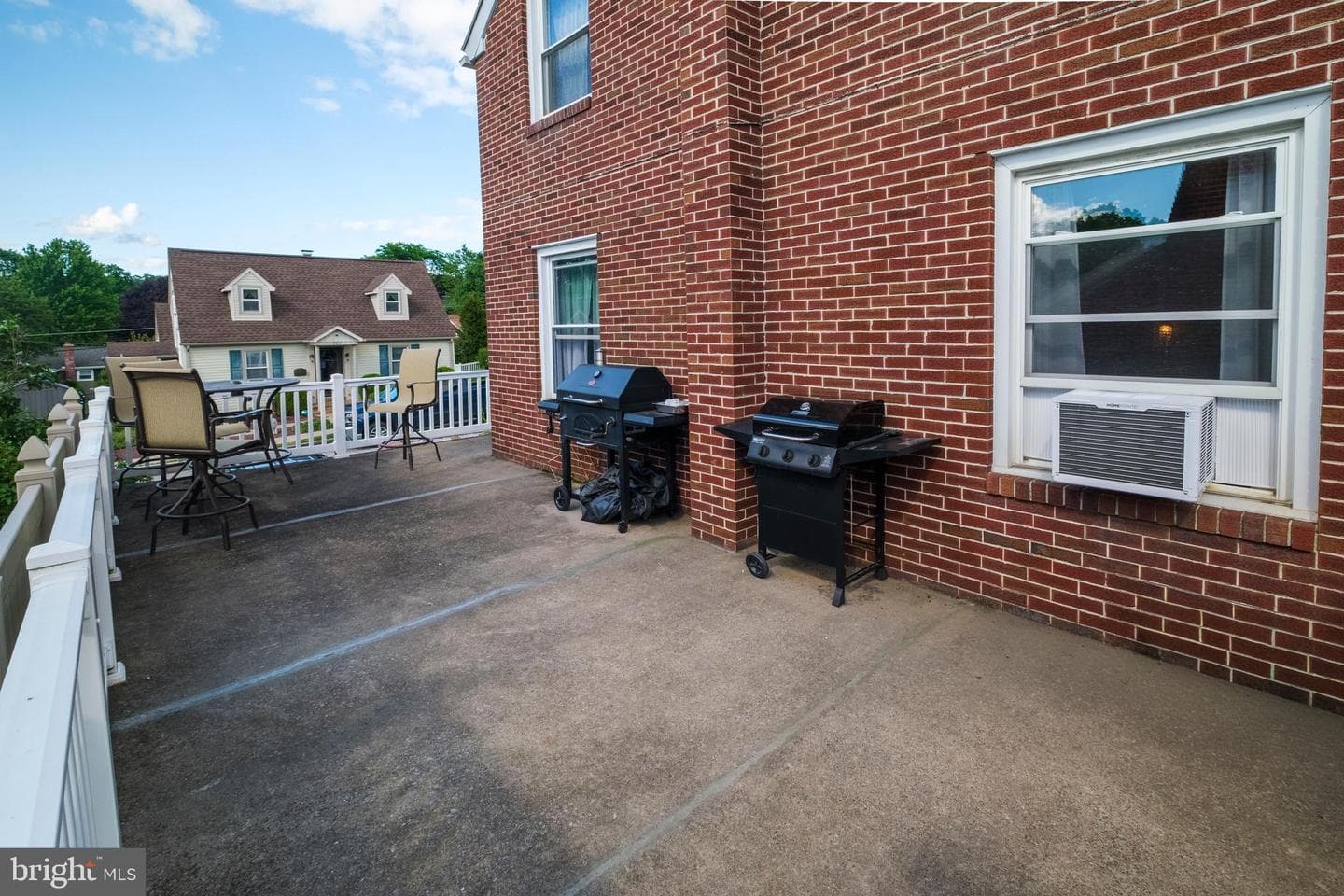 208 Sheffield Street photo 35