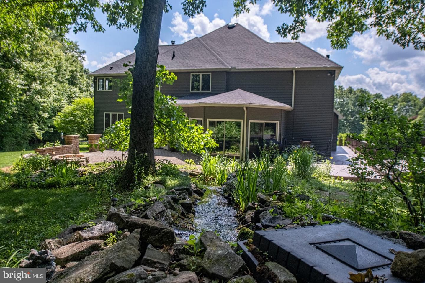 405 Houtz Lane photo 35