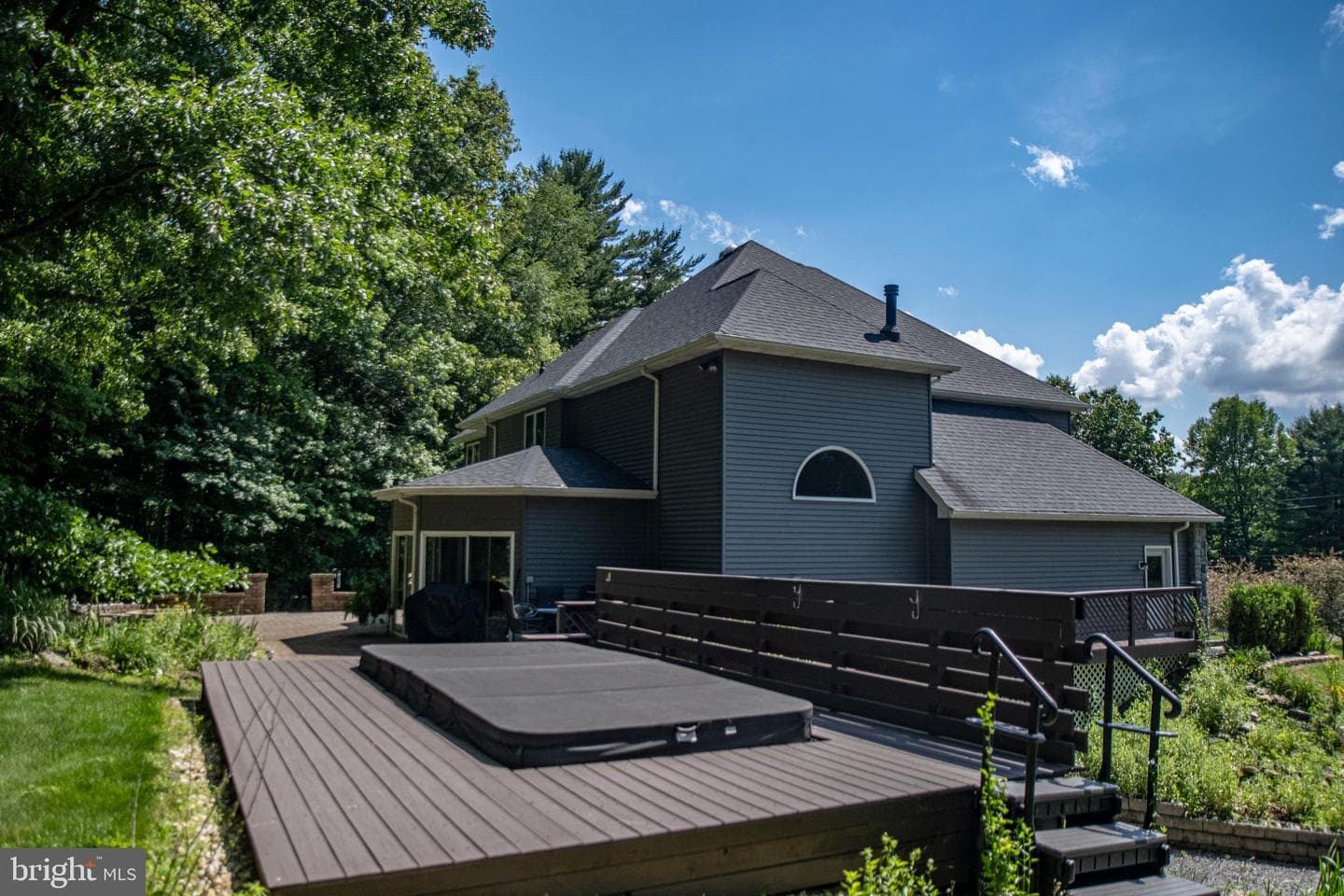 405 Houtz Lane photo 36