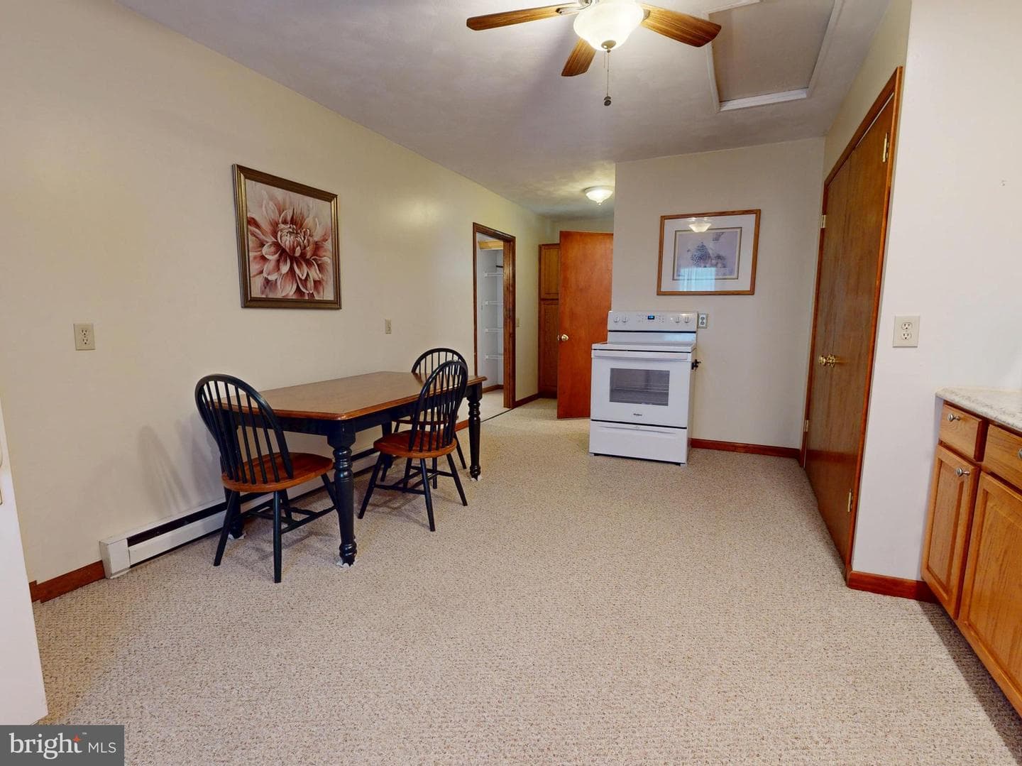 405 Houtz Lane photo 49