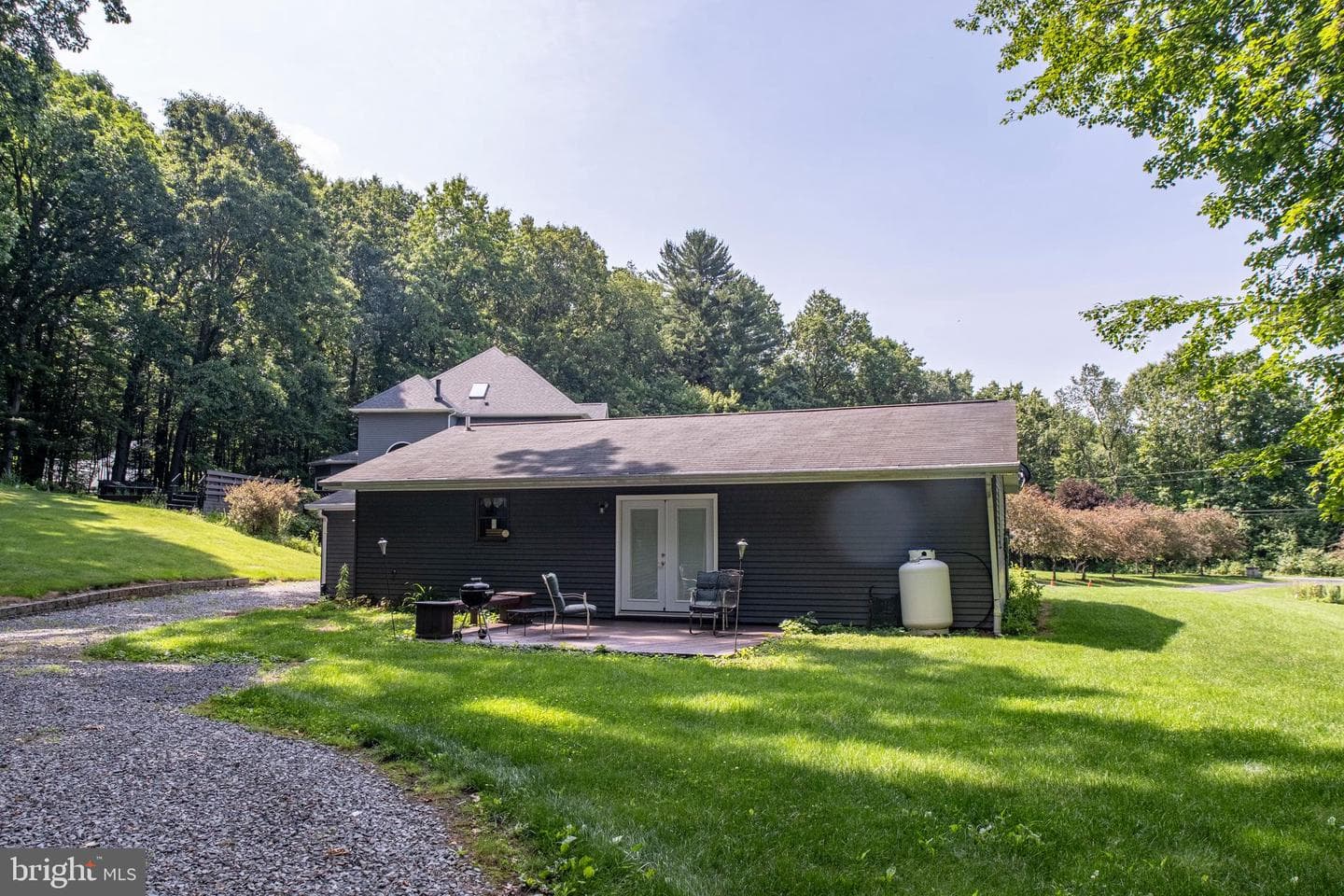 405 Houtz Lane photo 54
