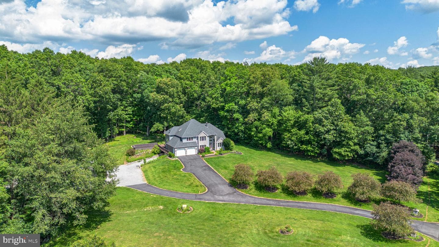 405 Houtz Lane photo 55