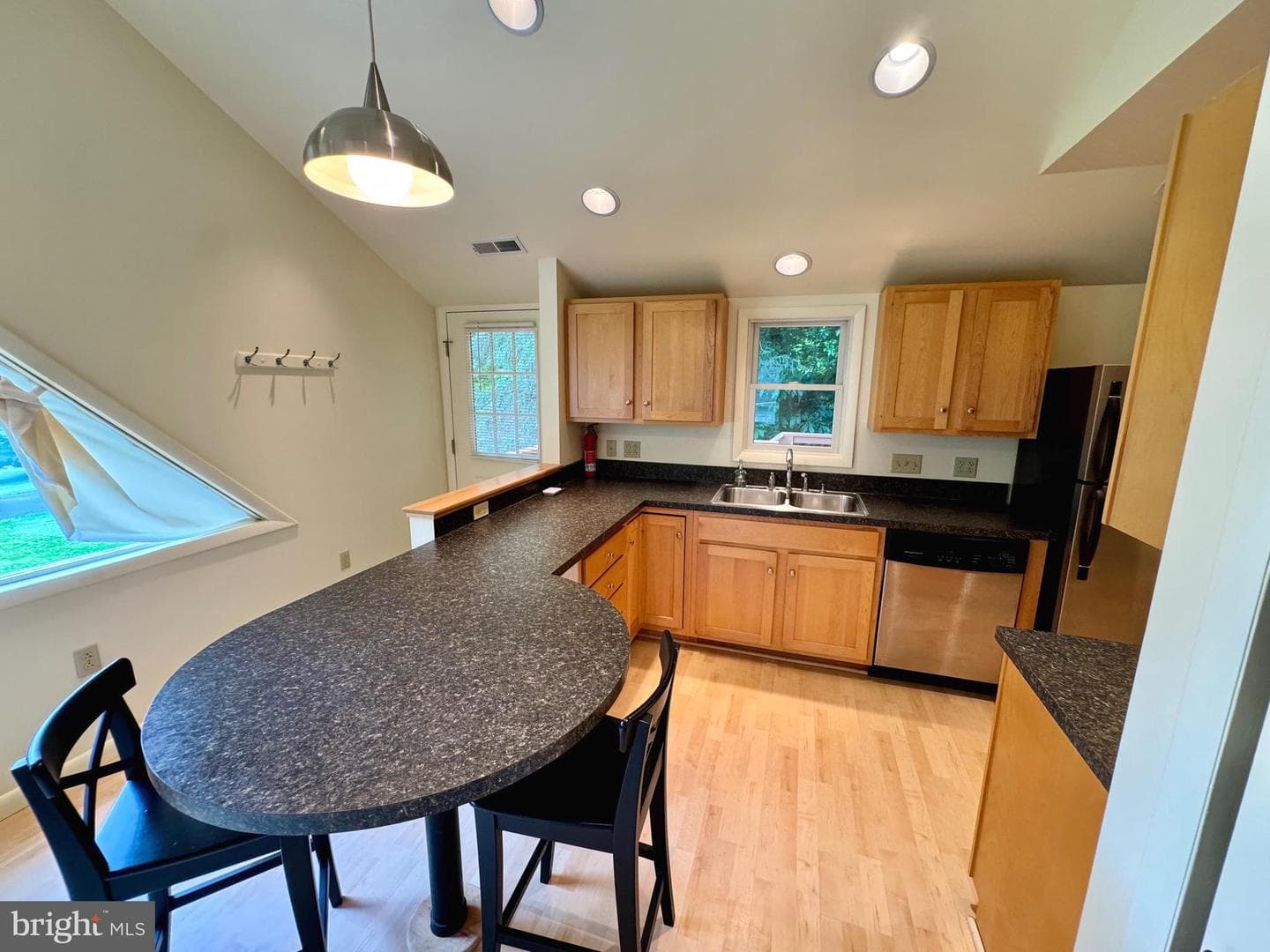 159 Lower Grandview Road photo 36