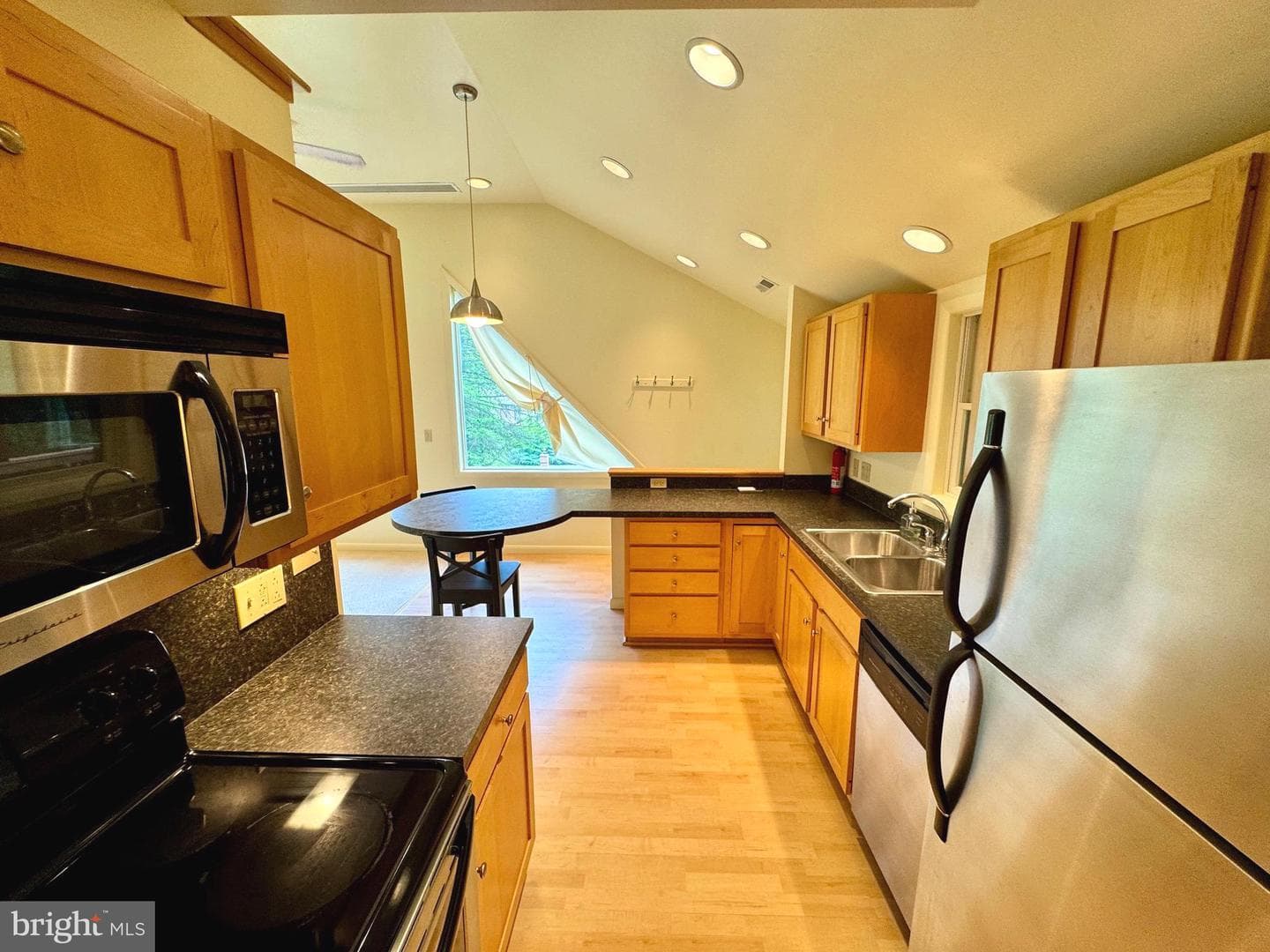 159 Lower Grandview Road photo 40