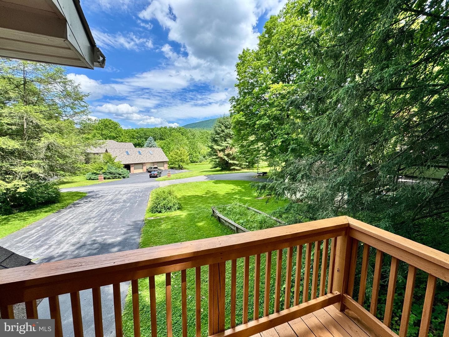 159 Lower Grandview Road photo 52