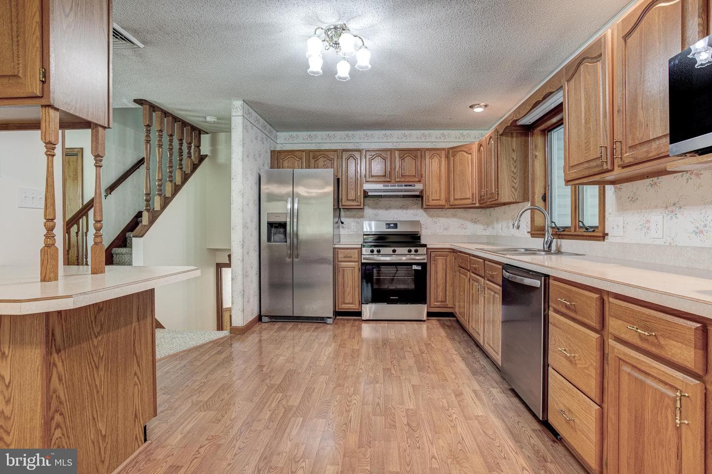 443 Stevenson Rd photo 24