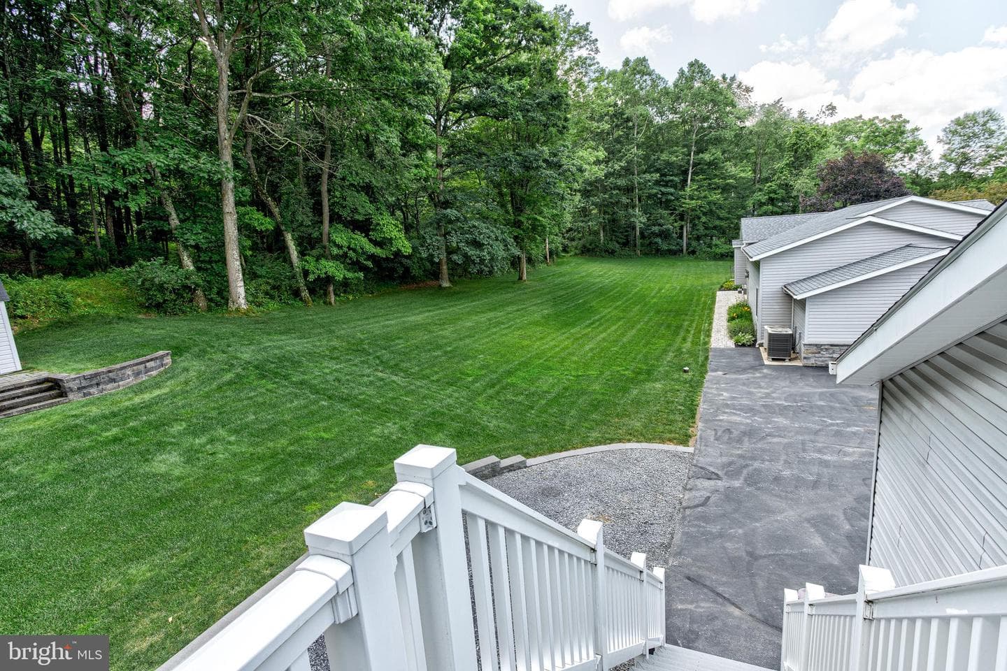 443 Stevenson Rd photo 55
