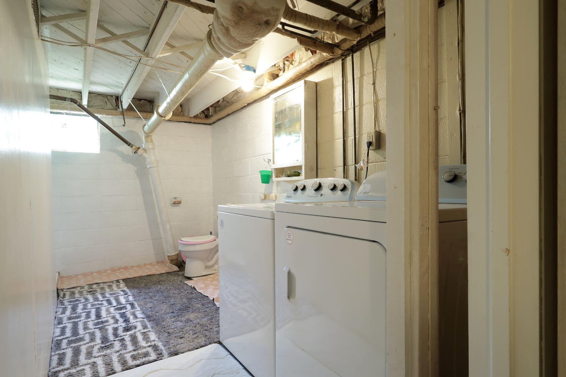 1455 Ash Ave photo 19