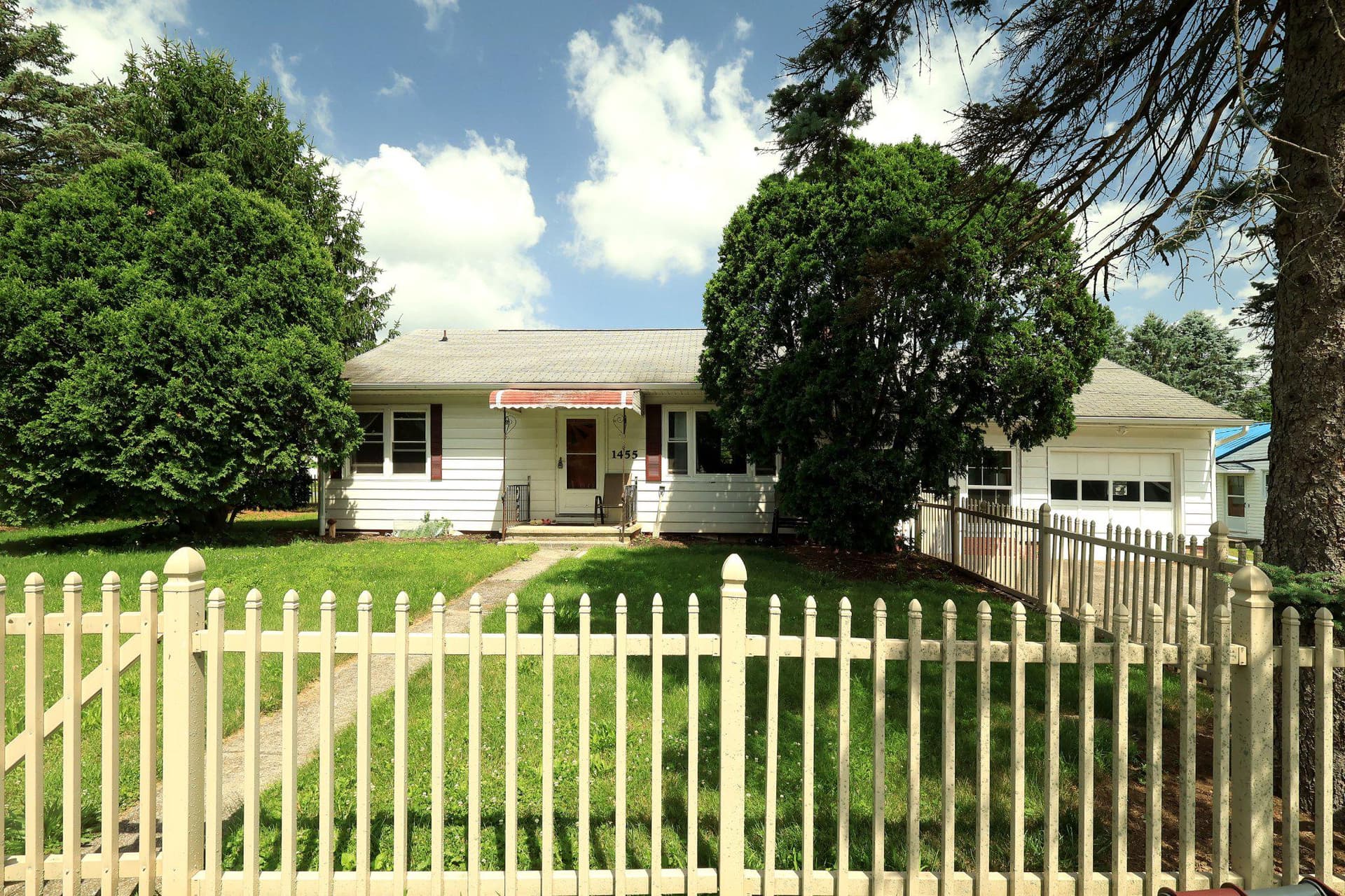 1455 Ash Ave photo 25