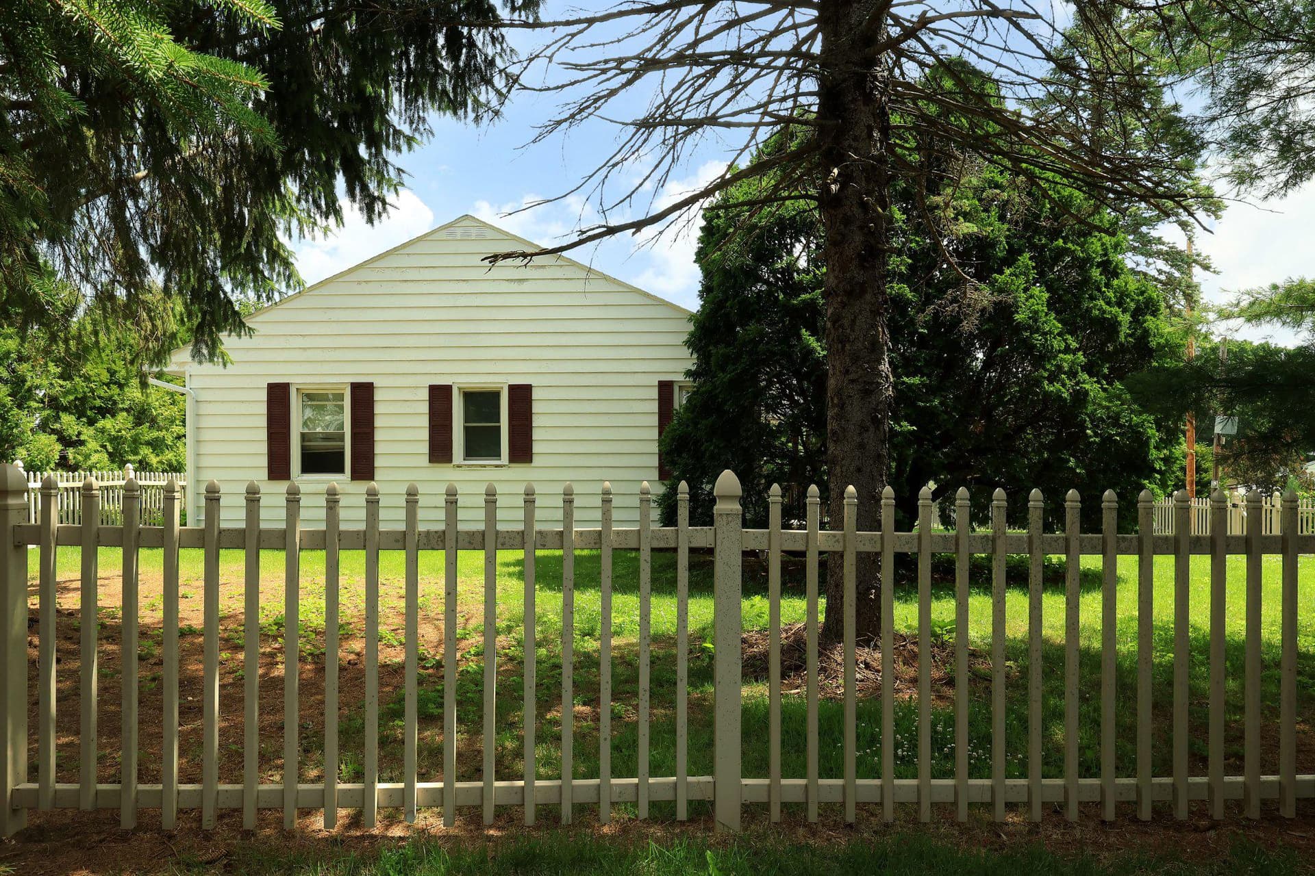 1455 Ash Ave photo 31