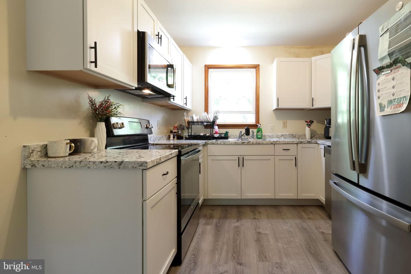 1455 Ash Ave photo 7