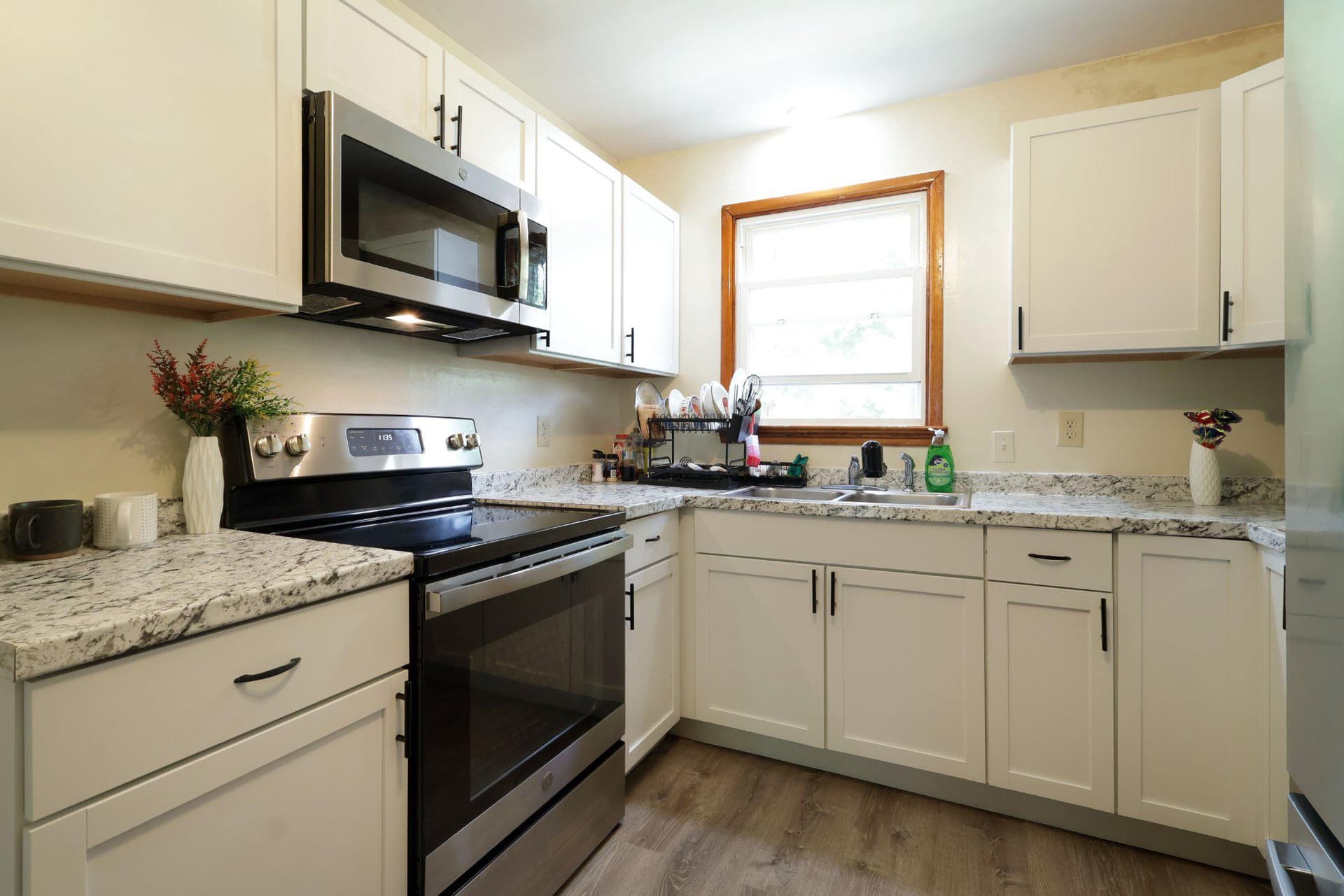 1455 Ash Ave photo 8