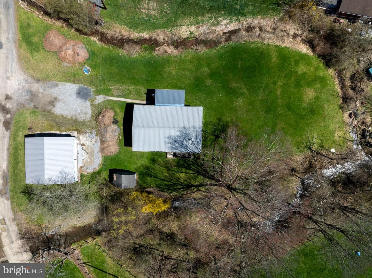 282 Circle Road photo 32