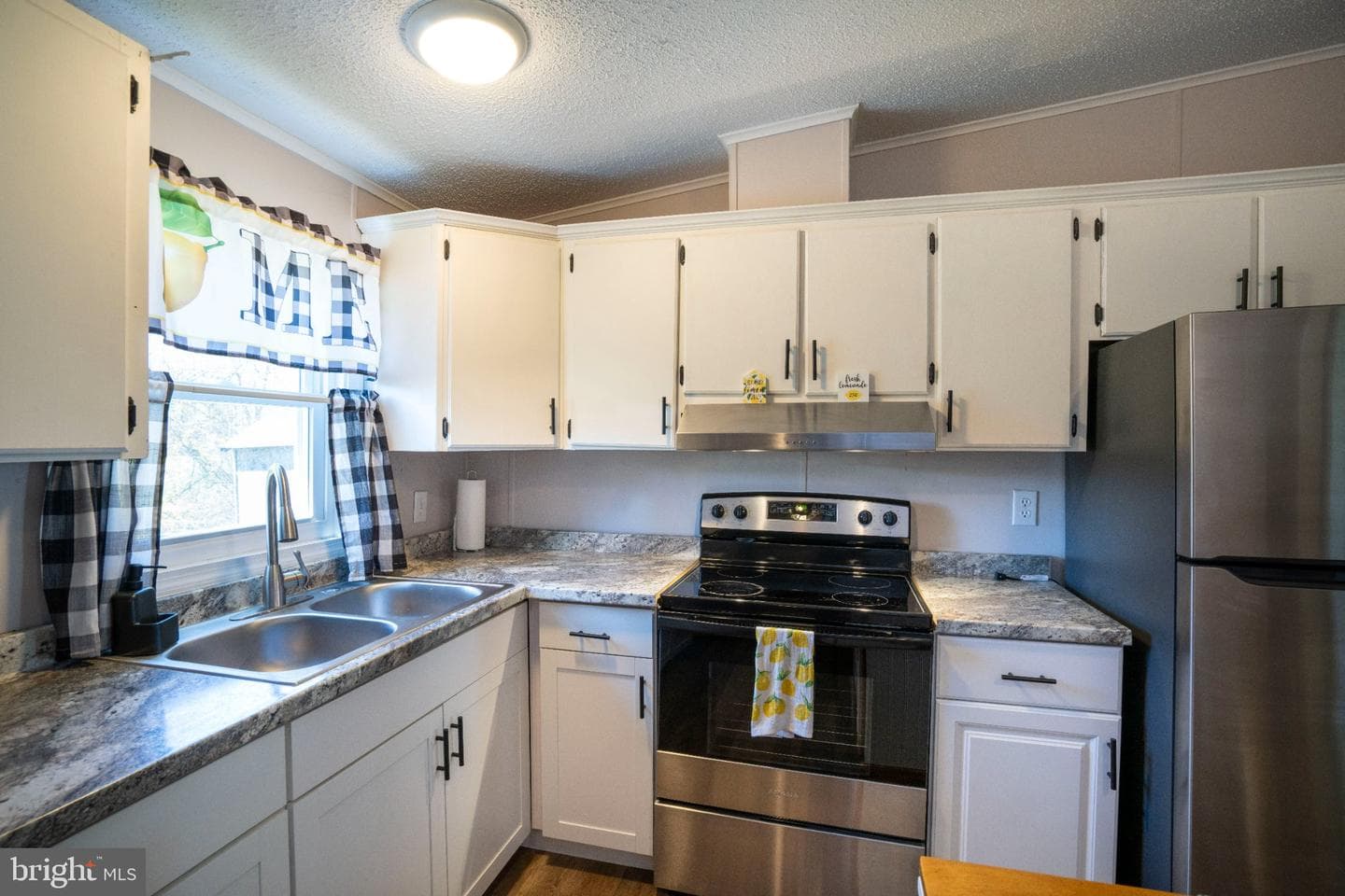 282 Circle Road photo 8