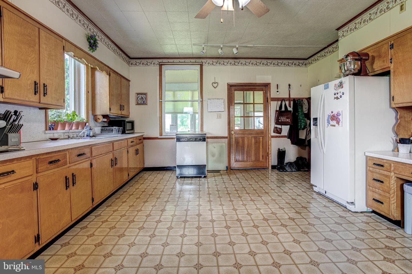 151 Homestead Lane photo 8