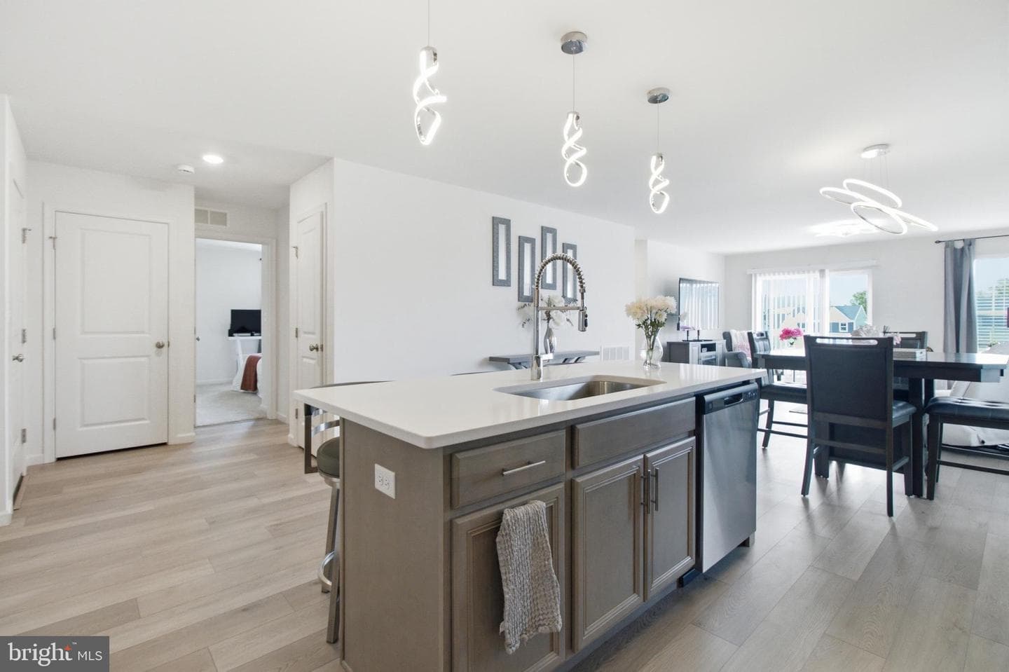 152 Kephart Street photo 6