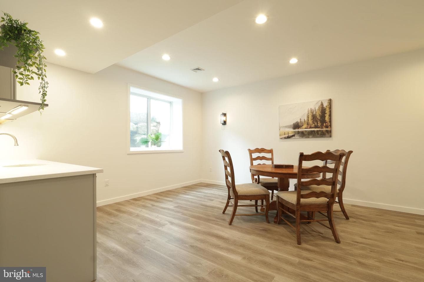 233 Derek Drive photo 51