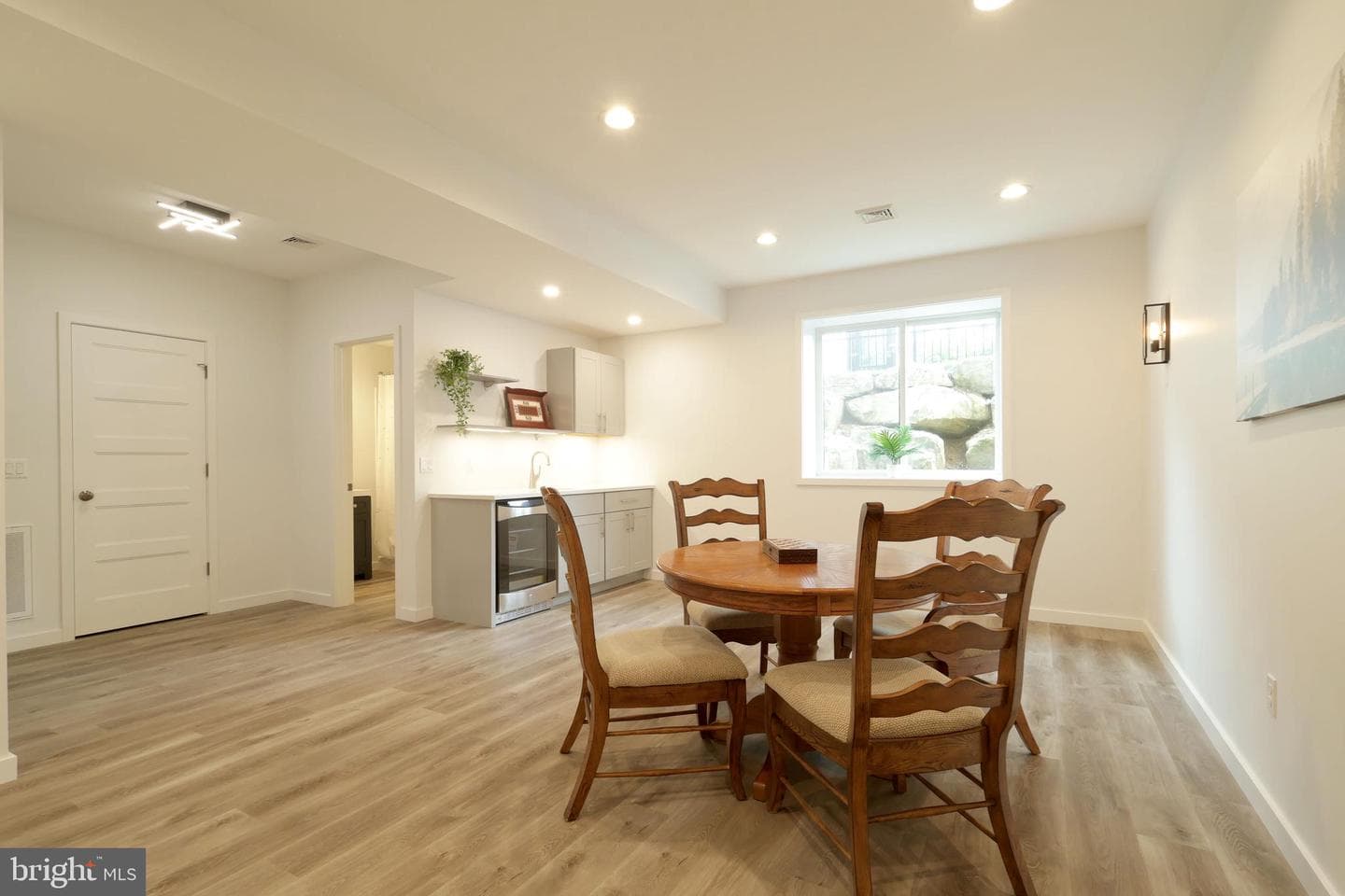 233 Derek Drive photo 52