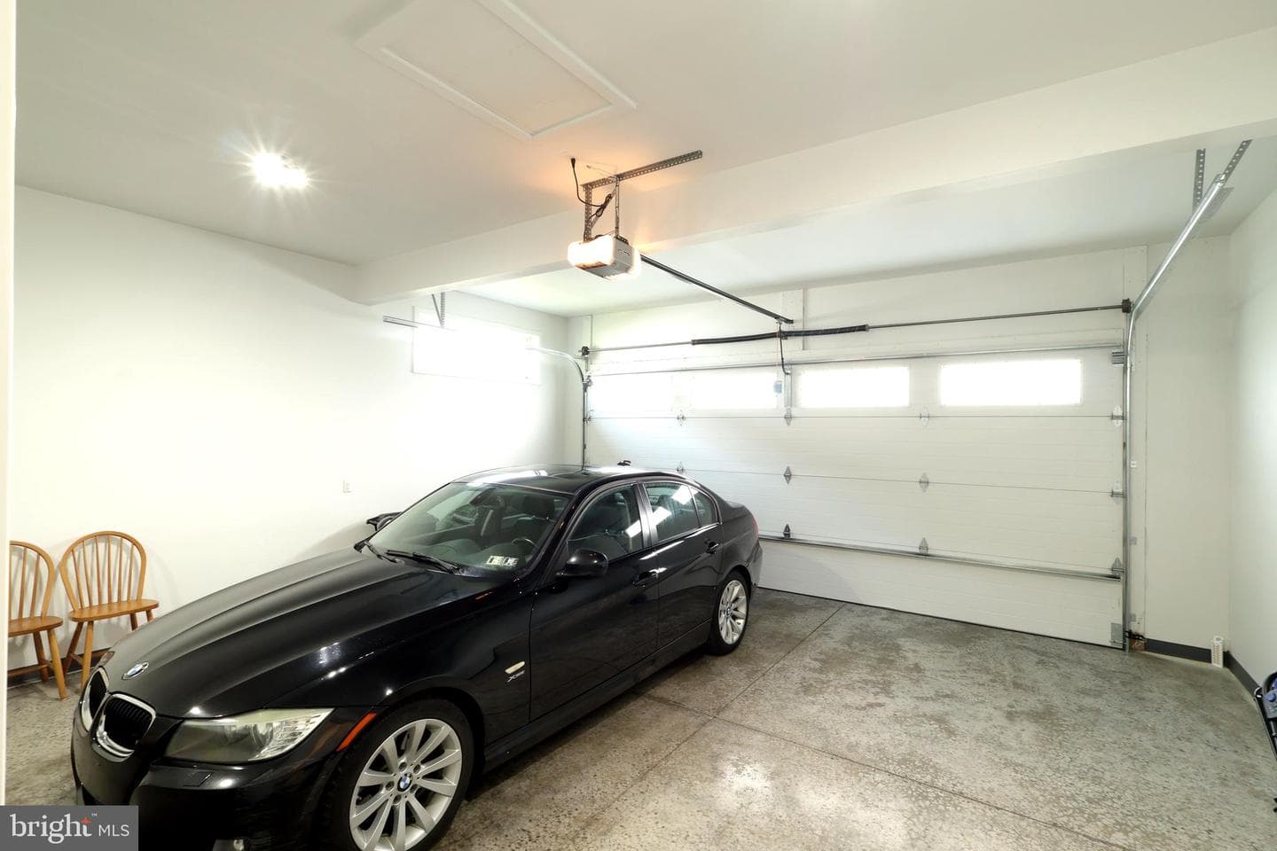 233 Derek Drive photo 58