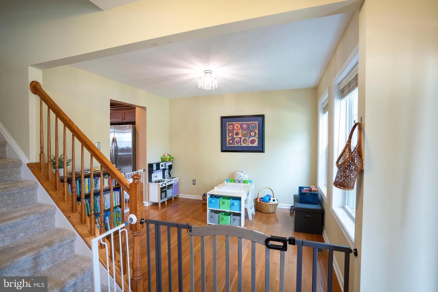 144 Garret Way photo 14