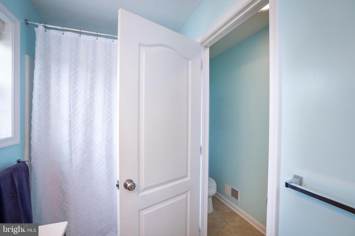 144 Garret Way photo 36