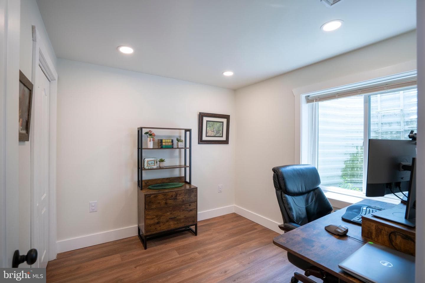 144 Garret Way photo 52