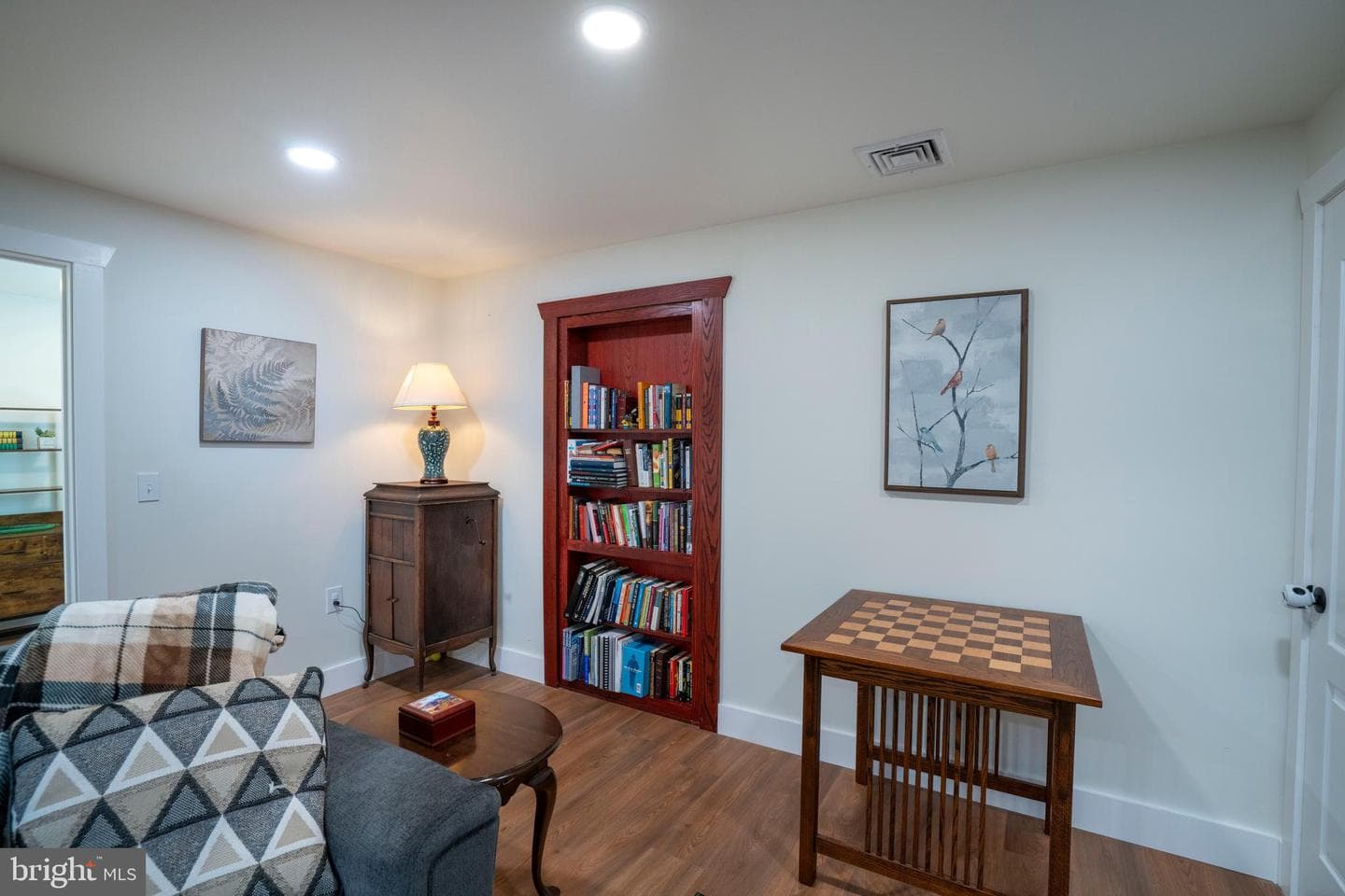 144 Garret Way photo 53