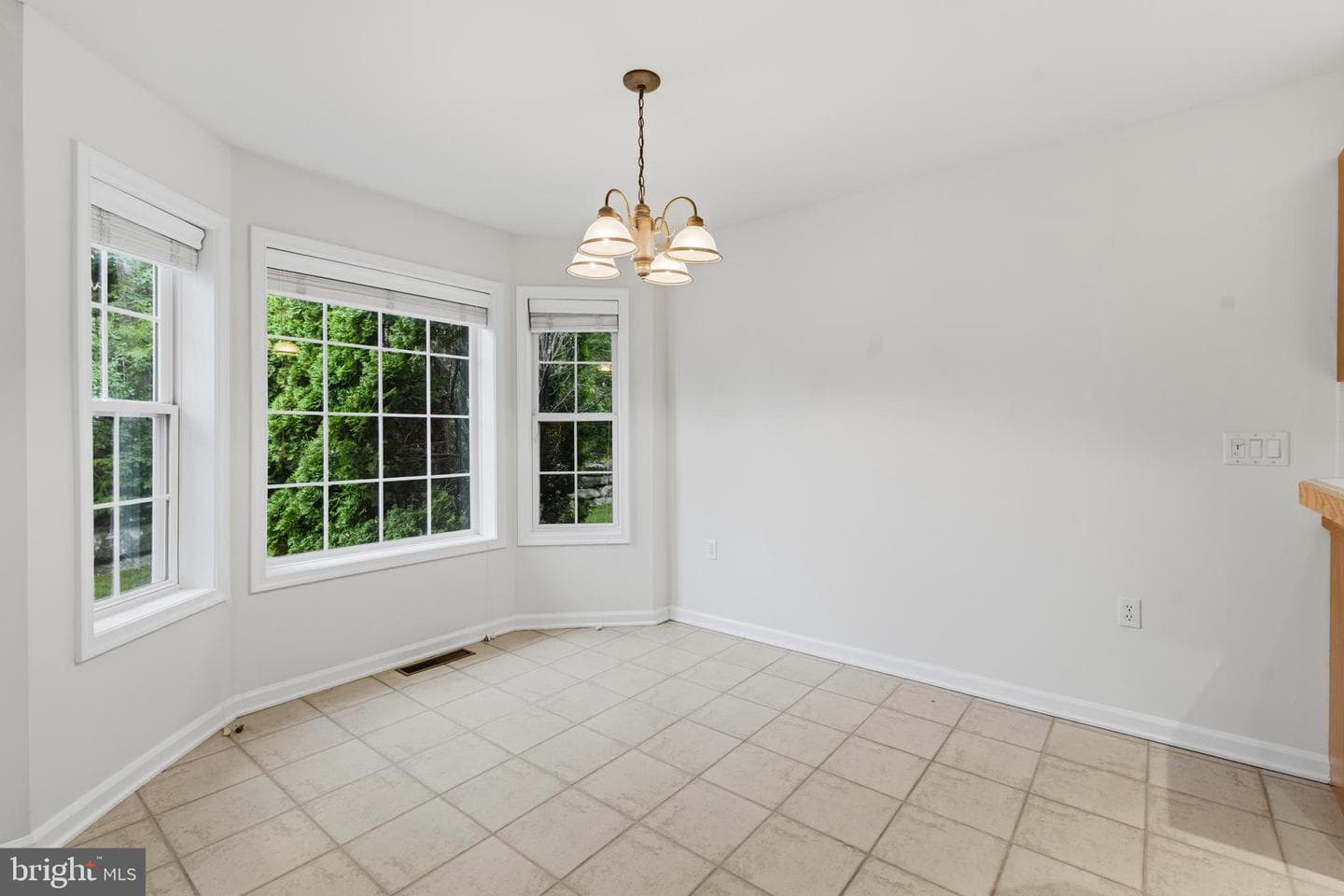 2465 Circleville Road #102 photo 13
