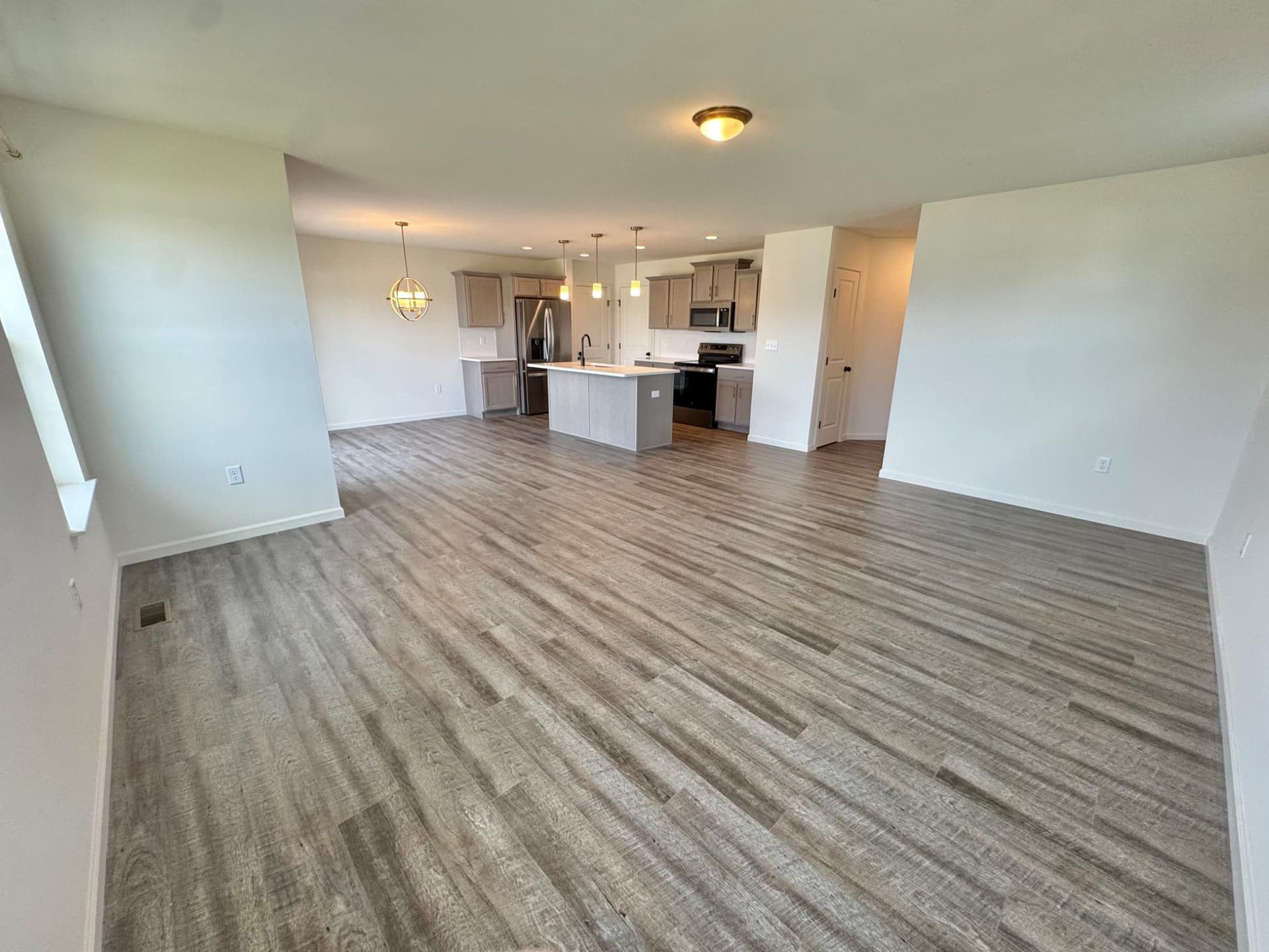 331 Acer Avenue photo 12