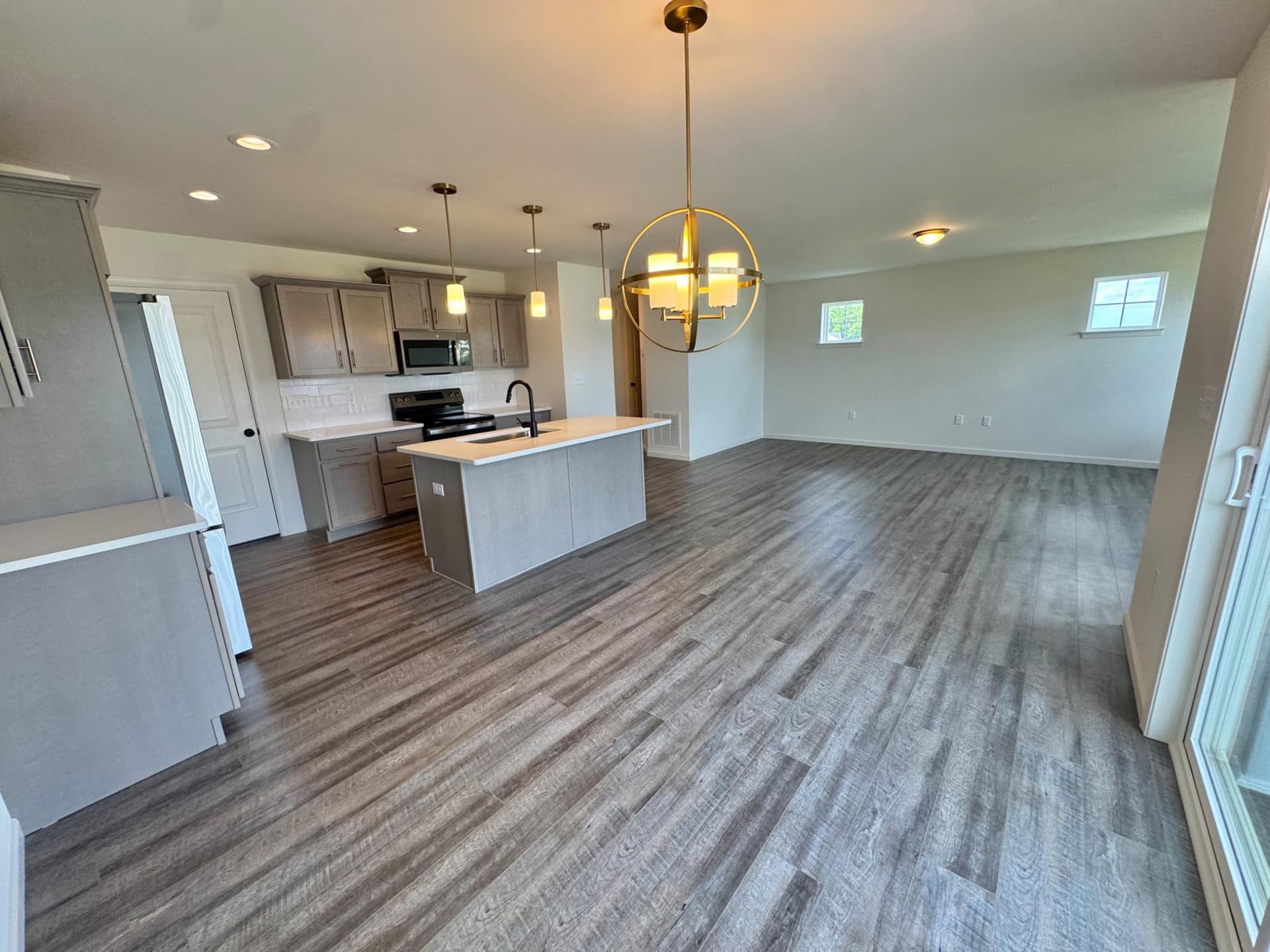 331 Acer Avenue photo 8