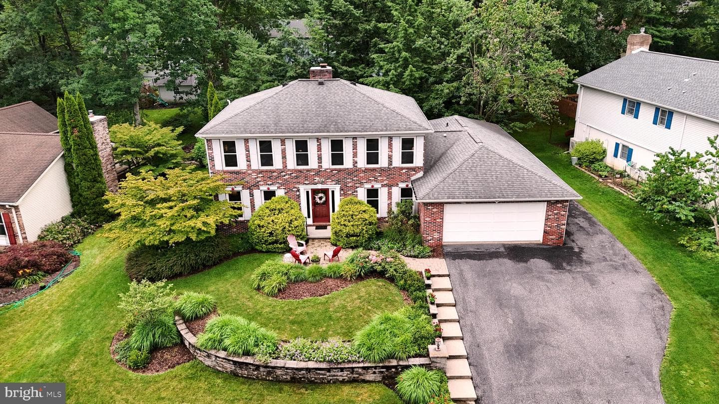 654 Stoneledge Road photo 4
