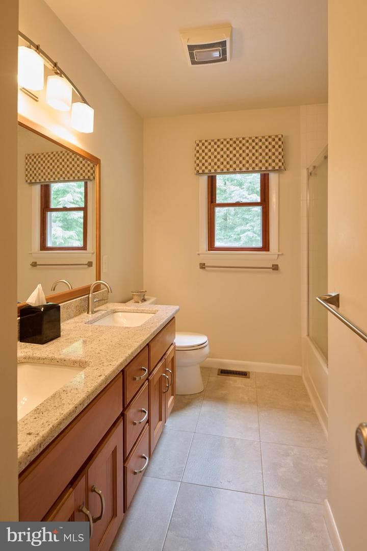 654 Stoneledge Road photo 60