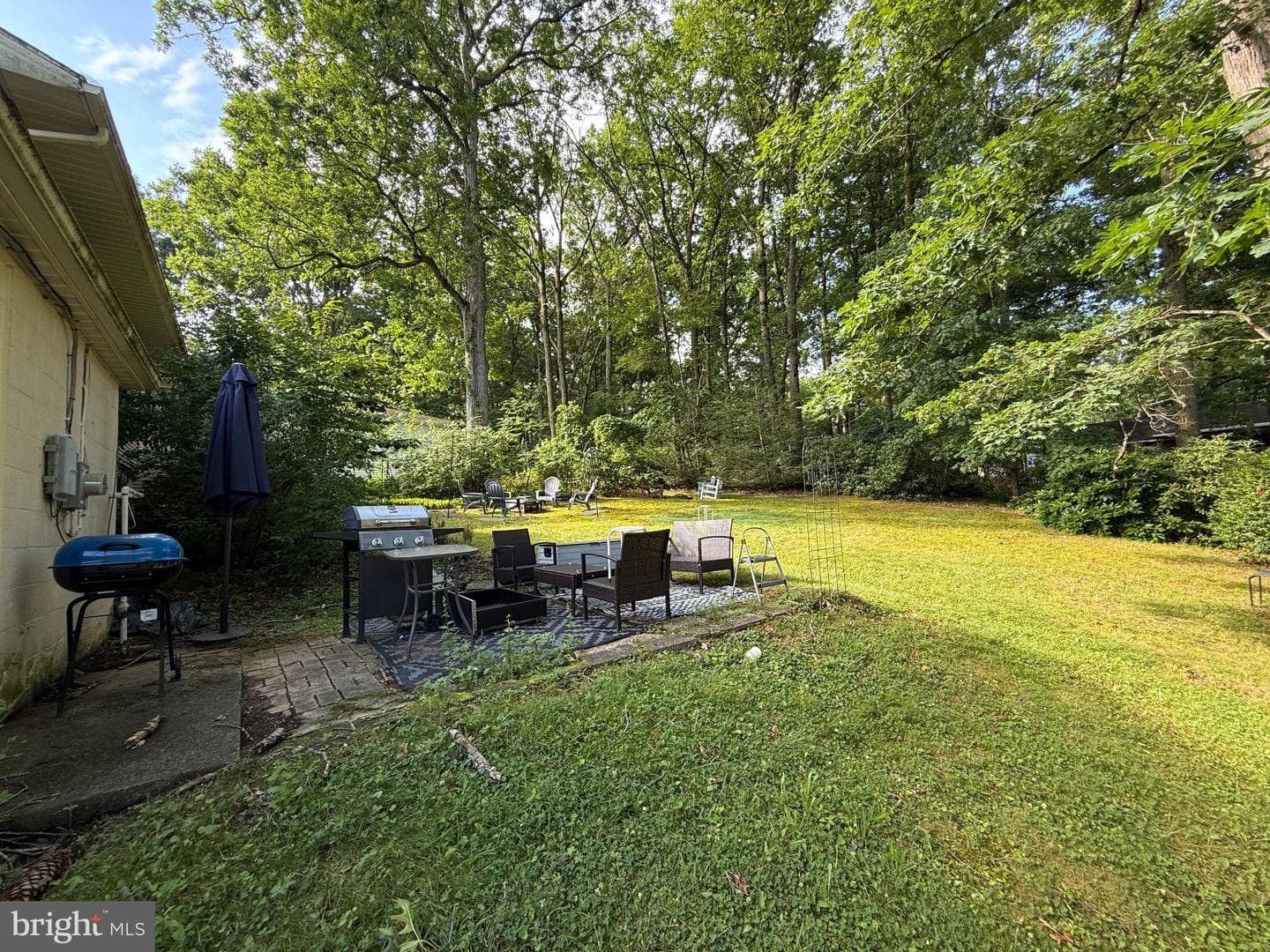 2042 Fairwood Lane photo 17